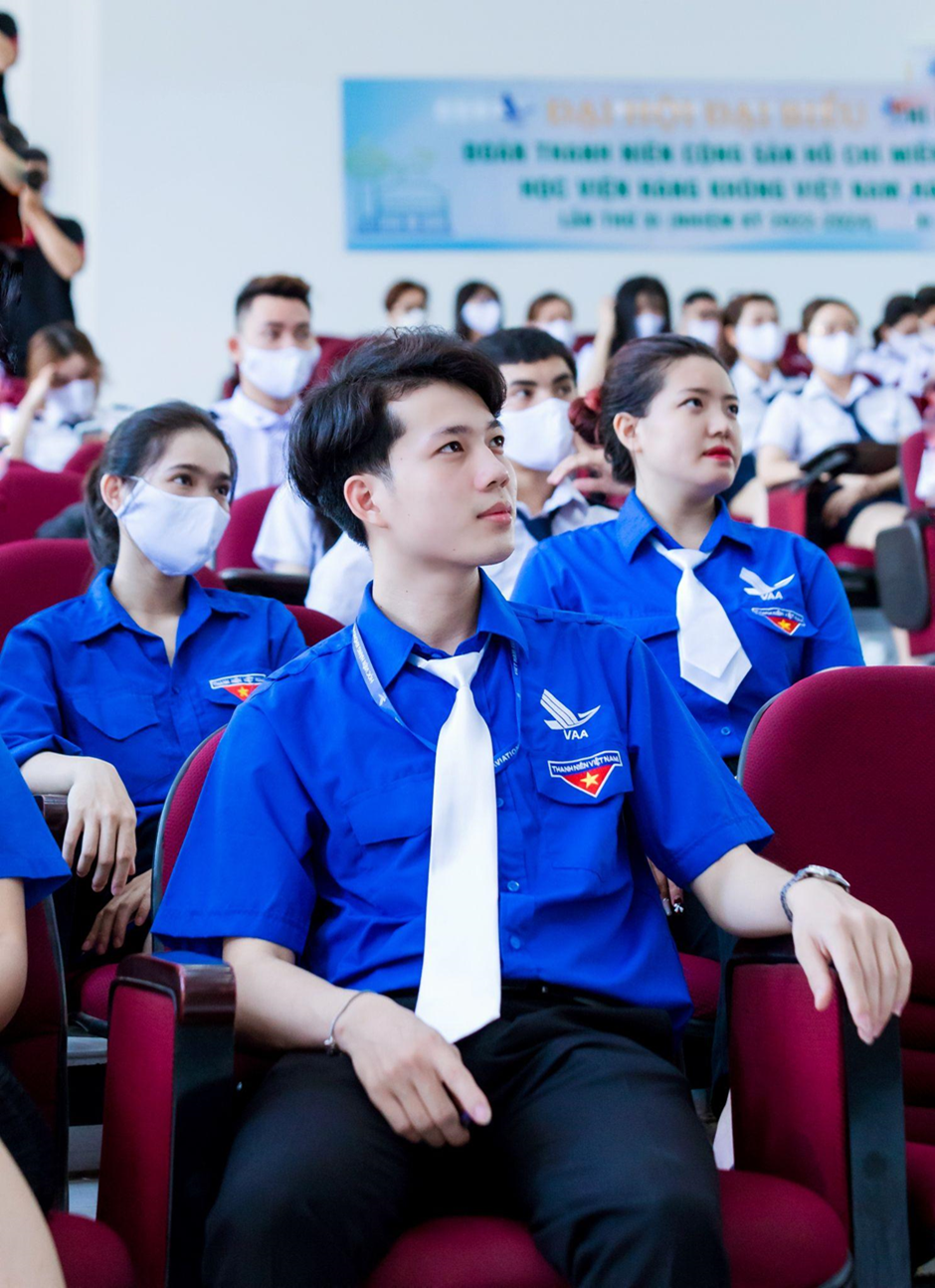 Đại biểu đương nhiệm Đại hội Đại biểu Đoàn TNCS Hồ Chí Minh nhiệm kỳ 2022-2025. Đại biểu đương nhiệm Đại hội Đại biểu Đoàn TNCS Hồ Chí Minh nhiệm kỳ 2022-2025.