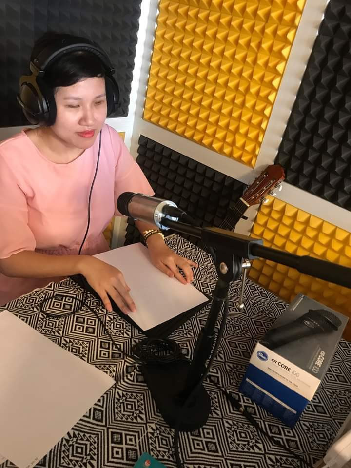 Dẫu nhiều rào cản, nữ sinh đến từ Nam Định luôn tìm kiếm cơ hội trong thử thách để hiện thực hóa ước mơ trở thành một biên tập viên MC tỏa sáng trên sân khấu.