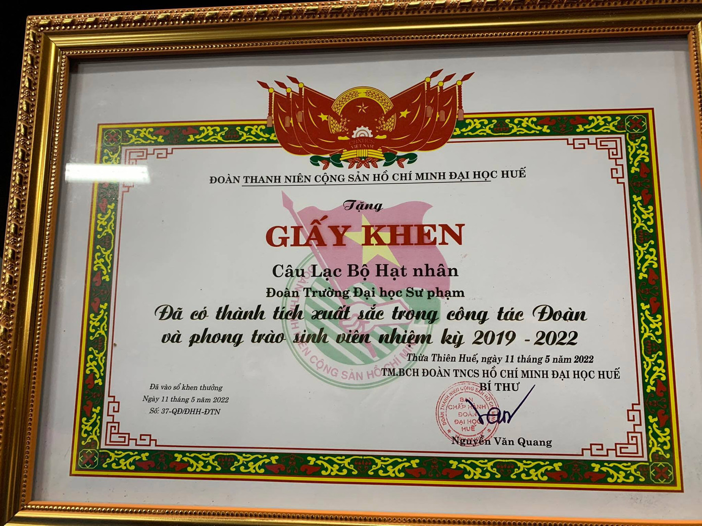 Giấy khen “Đã có thành tích xuất sắc trong công tác Đoàn và phong trào sinh viên trong nhiệm kỳ 2019 – 2022” của Ban chấp hành Đoàn thanh niên Cộng sản Hồ Chí Minh Đại Học Huế. Giấy khen “Đã có thành tích xuất sắc trong công tác Đoàn và phong trào sinh viên trong nhiệm kỳ 2019 – 2022” của Ban chấp hành Đoàn thanh niên Cộng sản Hồ Chí Minh Đại Học Huế.