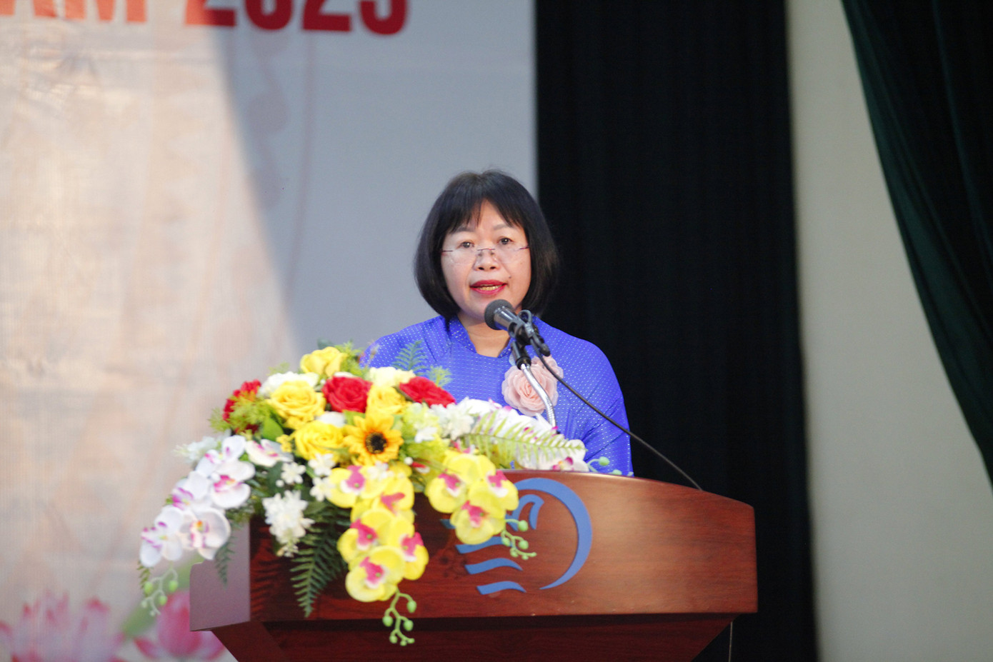 TS.Dương Kim Anh - Phó Giám đốc Học viện Phụ nữ Việt Nam phát biểu tại buổi lễ. TS.Dương Kim Anh - Phó Giám đốc Học viện Phụ nữ Việt Nam phát biểu tại buổi lễ.