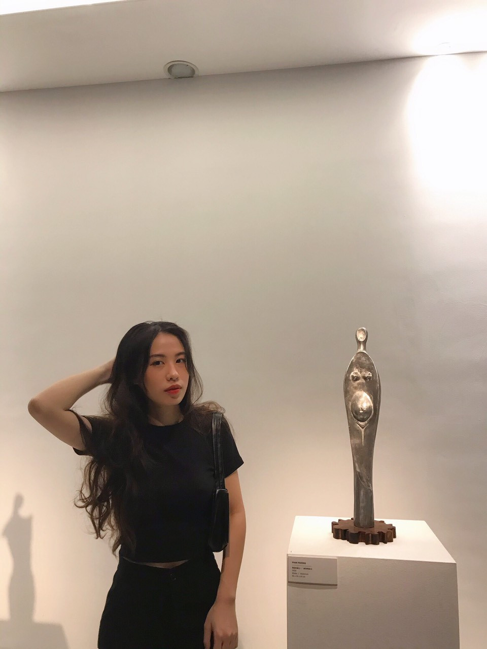 Phạm Thu Huyền hiện đang là sinh viên năm cuối chuyên ngành Báo mạng điện tử, Học viện Báo chí và Tuyên truyền. Phạm Thu Huyền hiện đang là sinh viên năm cuối chuyên ngành Báo mạng điện tử, Học viện Báo chí và Tuyên truyền.