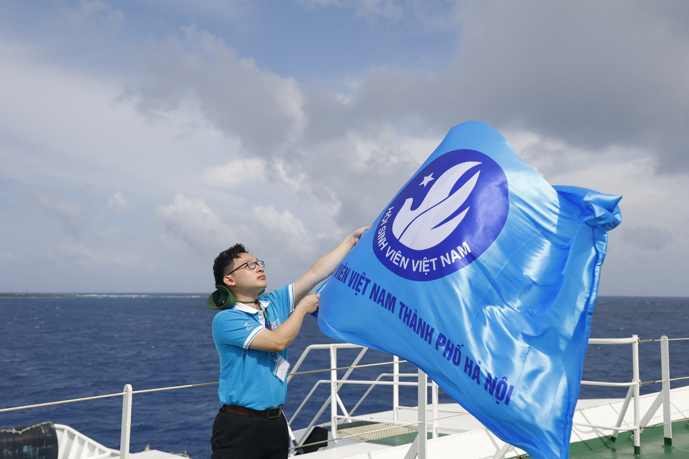 Minh Trường tham gia chương trình Sinh viên với biển, đảo Tổ quốc năm 2023 do TW Hội Sinh viên Việt Nam tổ chức. Minh Trường tham gia chương trình Sinh viên với biển, đảo Tổ quốc năm 2023 do TW Hội Sinh viên Việt Nam tổ chức.