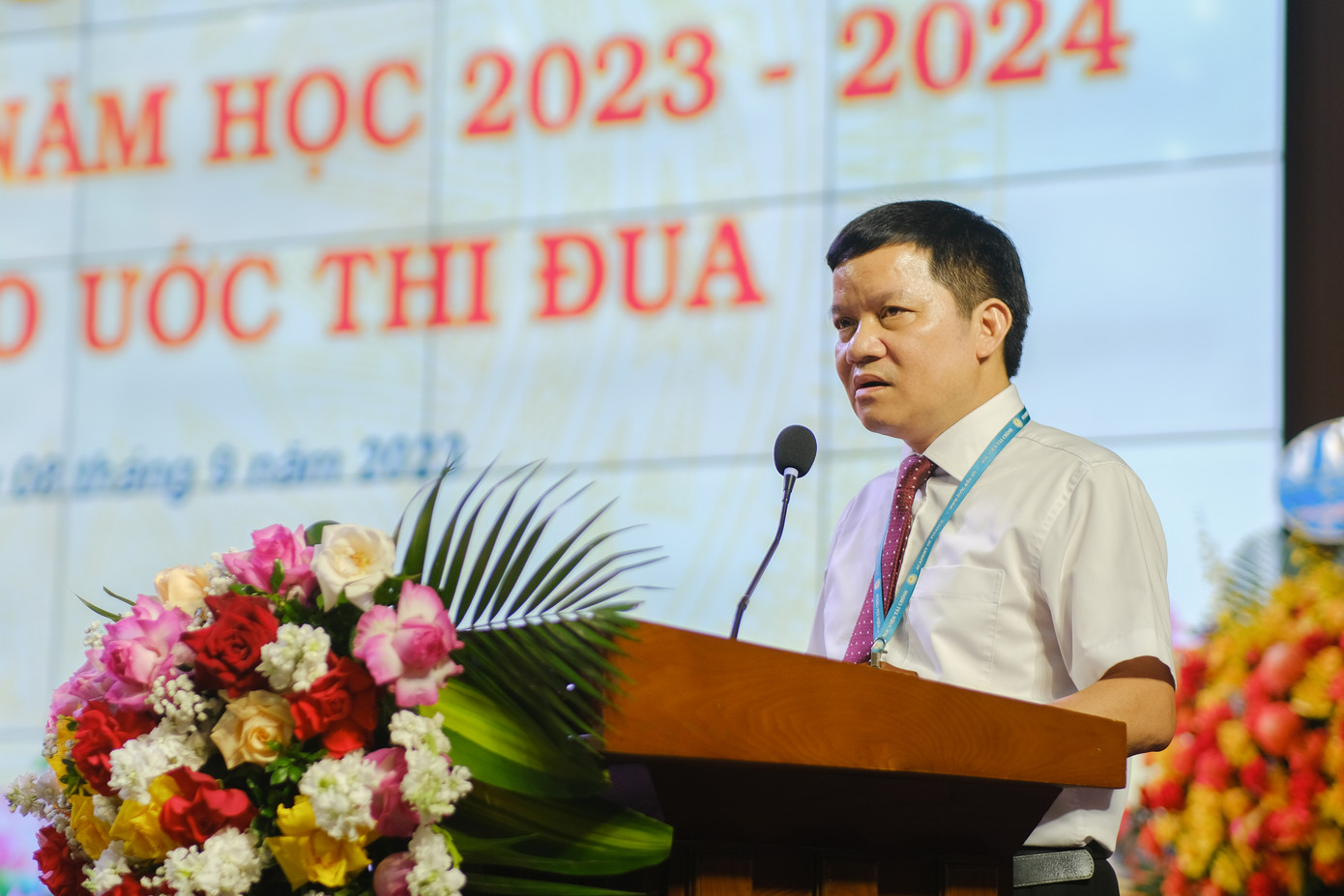 PGS, TS Nguyễn Mạnh Thiều nhấn mạnh việc chủ động trong phong trào thi đua, cố gắng hoàn thành vượt mức chỉ tiêu đã đề ra. PGS, TS Nguyễn Mạnh Thiều nhấn mạnh việc chủ động trong phong trào thi đua, cố gắng hoàn thành vượt mức chỉ tiêu đã đề ra.