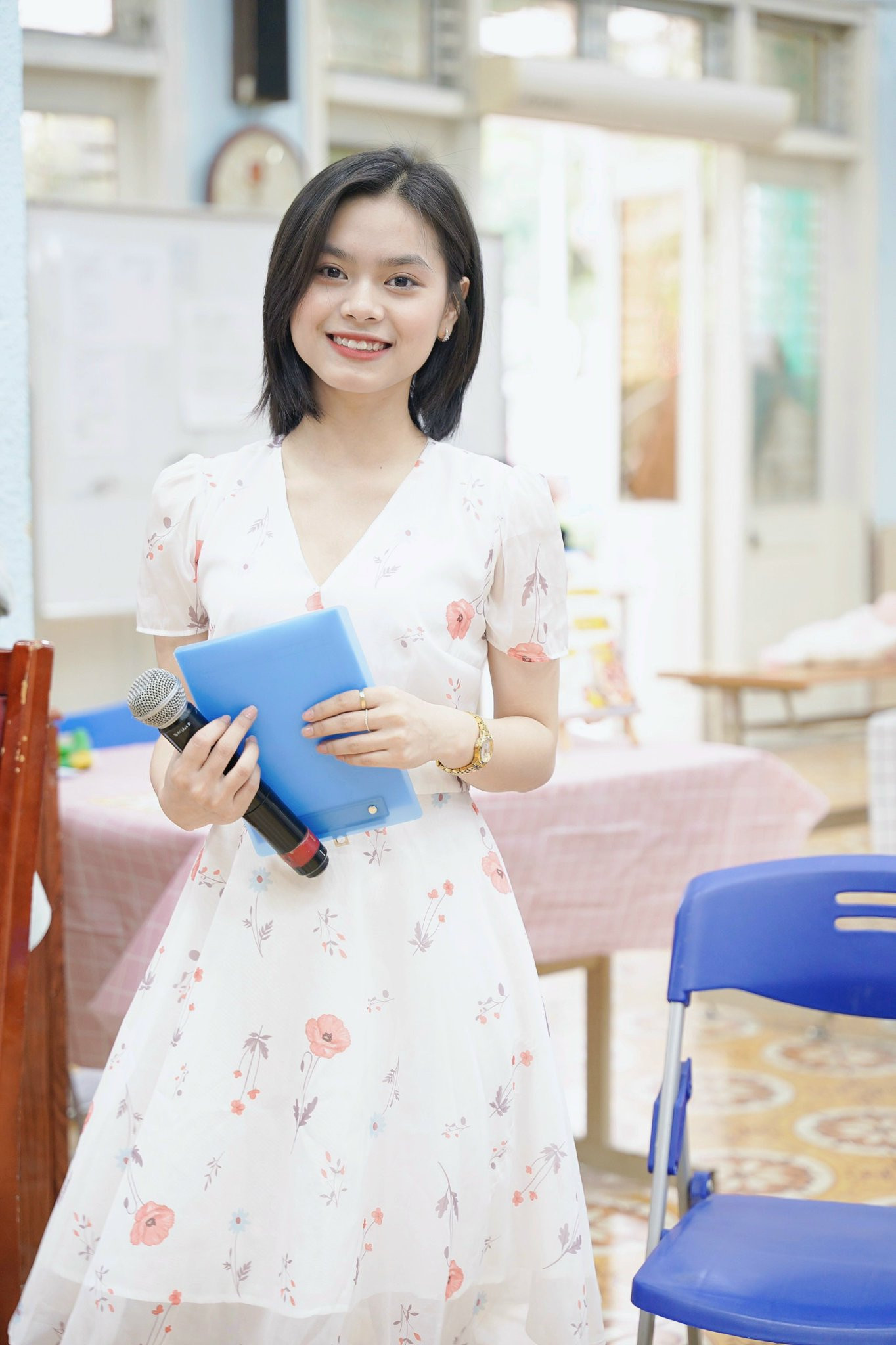 Sau những lần góp ích cho cộng đồng, Uyên cảm thấy rất hạnh phúc khi mình được cho đi, được tô điểm thêm vẻ đẹp “giá trị sống” của người trẻ Việt Nam.