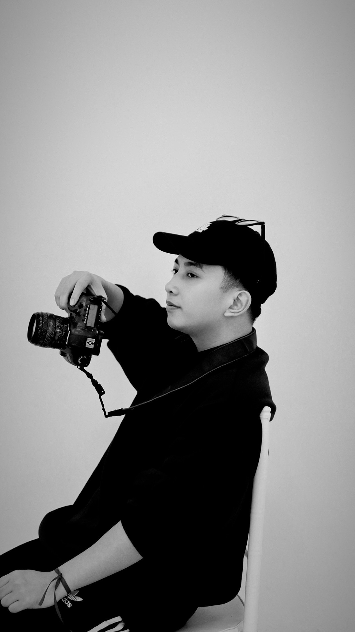 Thanh Hoàn có ước mơ trở thành một nhà Báo. Thanh Hoàn có ước mơ trở thành một nhà Báo.