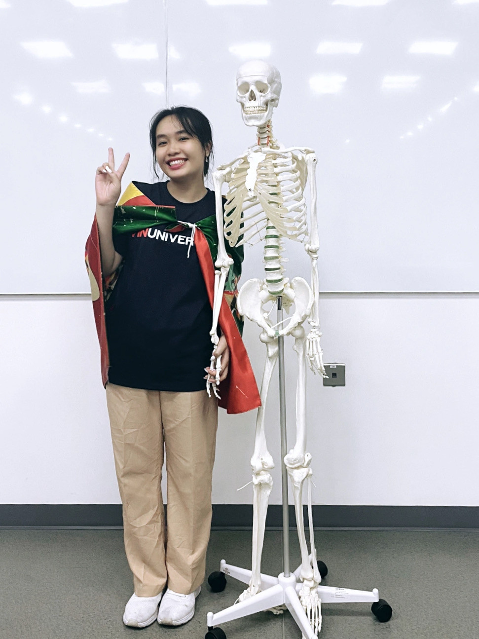 Cát Tường tại một hoạt động ngoại khoá. Cát Tường tại một hoạt động ngoại khoá.