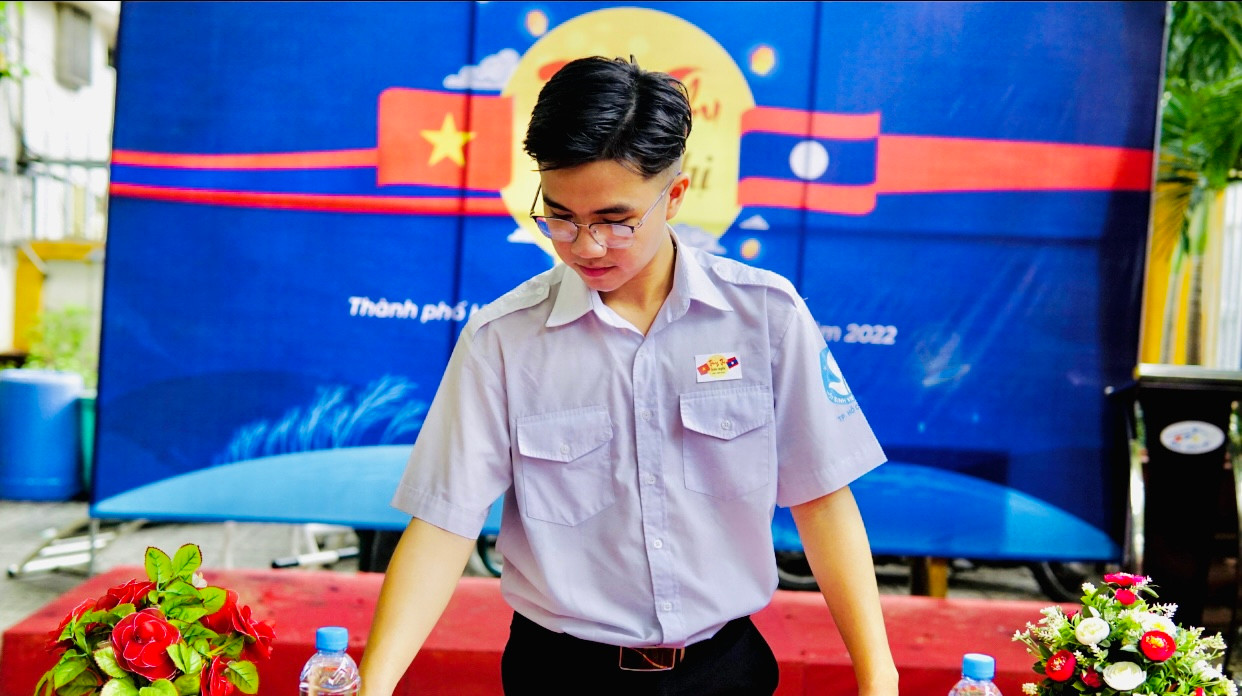 Phúc là Trưởng ban tổ chức Chương trình Trung thu hữu nghị. Phúc là Trưởng ban tổ chức Chương trình Trung thu hữu nghị.