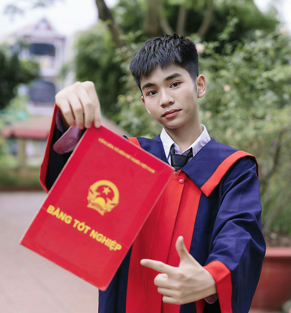 Lê Minh Hiếu viên mãn với kết quả của mình. (Ảnh NVCC) Lê Minh Hiếu viên mãn với kết quả của mình. (Ảnh NVCC)