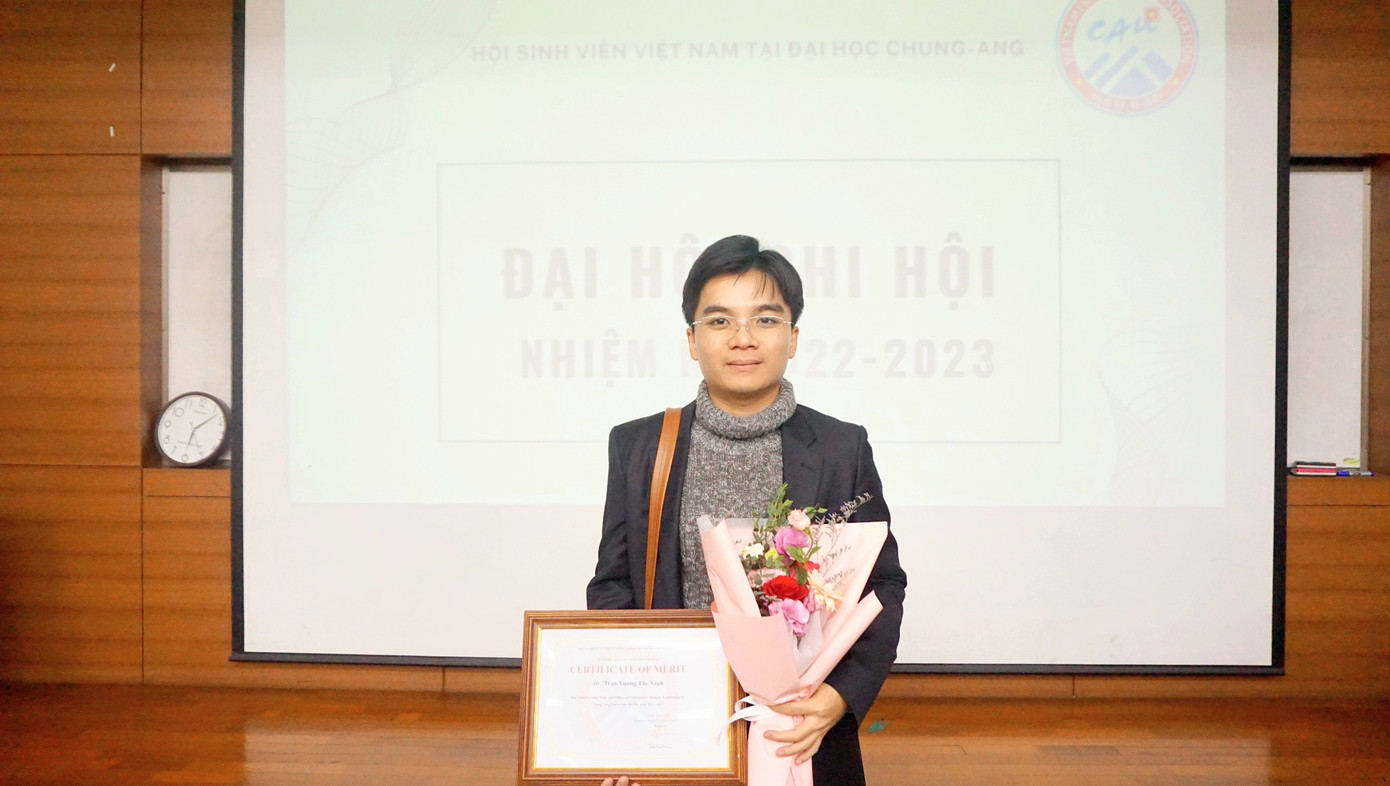 Thế Vinh chia sẻ nhiều kiến thức, hiệu quả thực tế của tế bào gốc trung mô từ mô mỡ trên trang facebook cá nhân để lan tỏa đến bạn trẻ có đam mê.