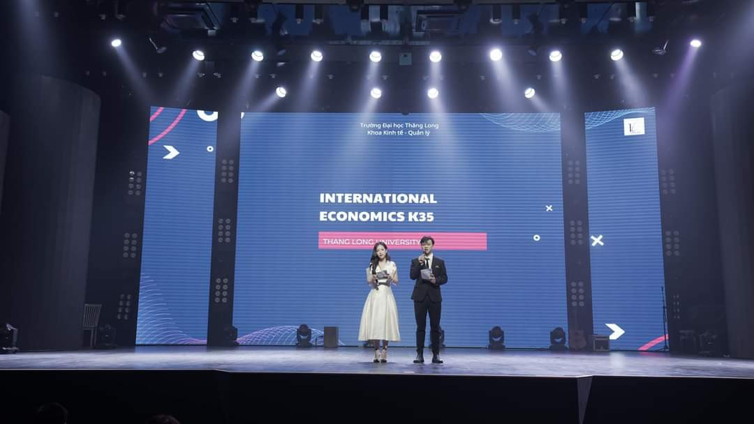 Quang Sơn luôn tự tin bộc lộ “chất riêng”, sẵn sàng chinh phục nhiều thách thức mới.