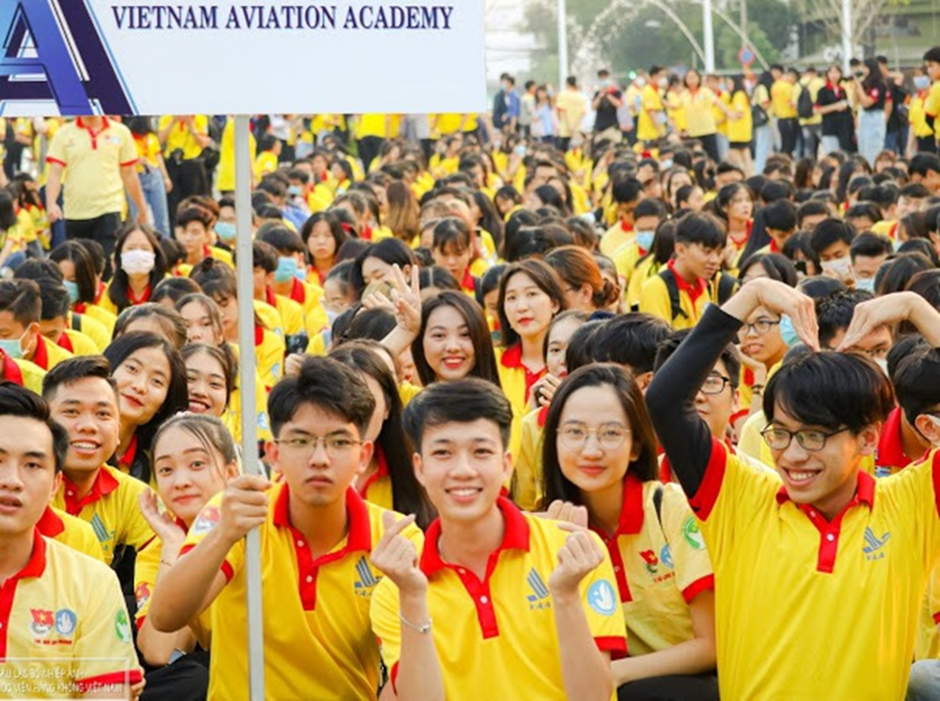 Đình Thắng là Chỉ huy trưởng chiến dịch Xuân tình nguyện năm 2022. Đình Thắng là Chỉ huy trưởng chiến dịch Xuân tình nguyện năm 2022.