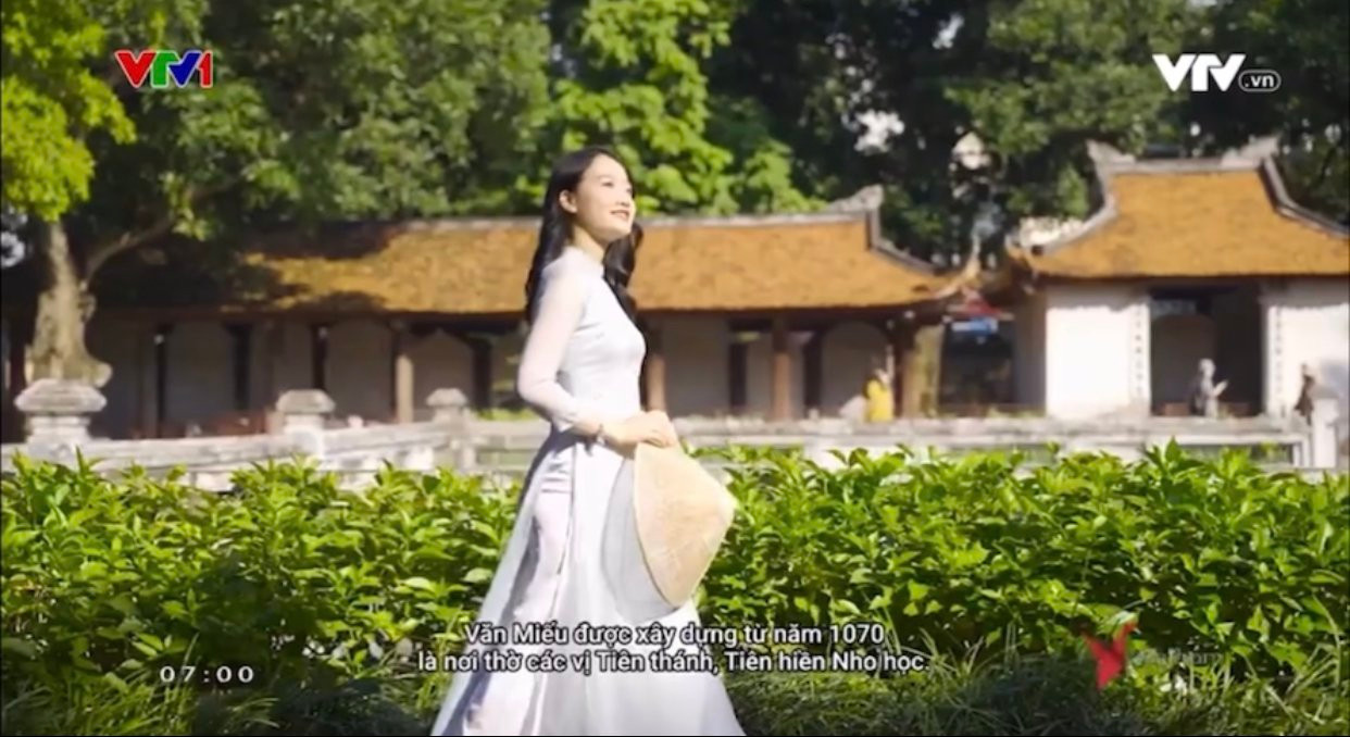 Cô cộng tác với chương trình V Việt Nam VTV1. Cô cộng tác với chương trình V Việt Nam VTV1.