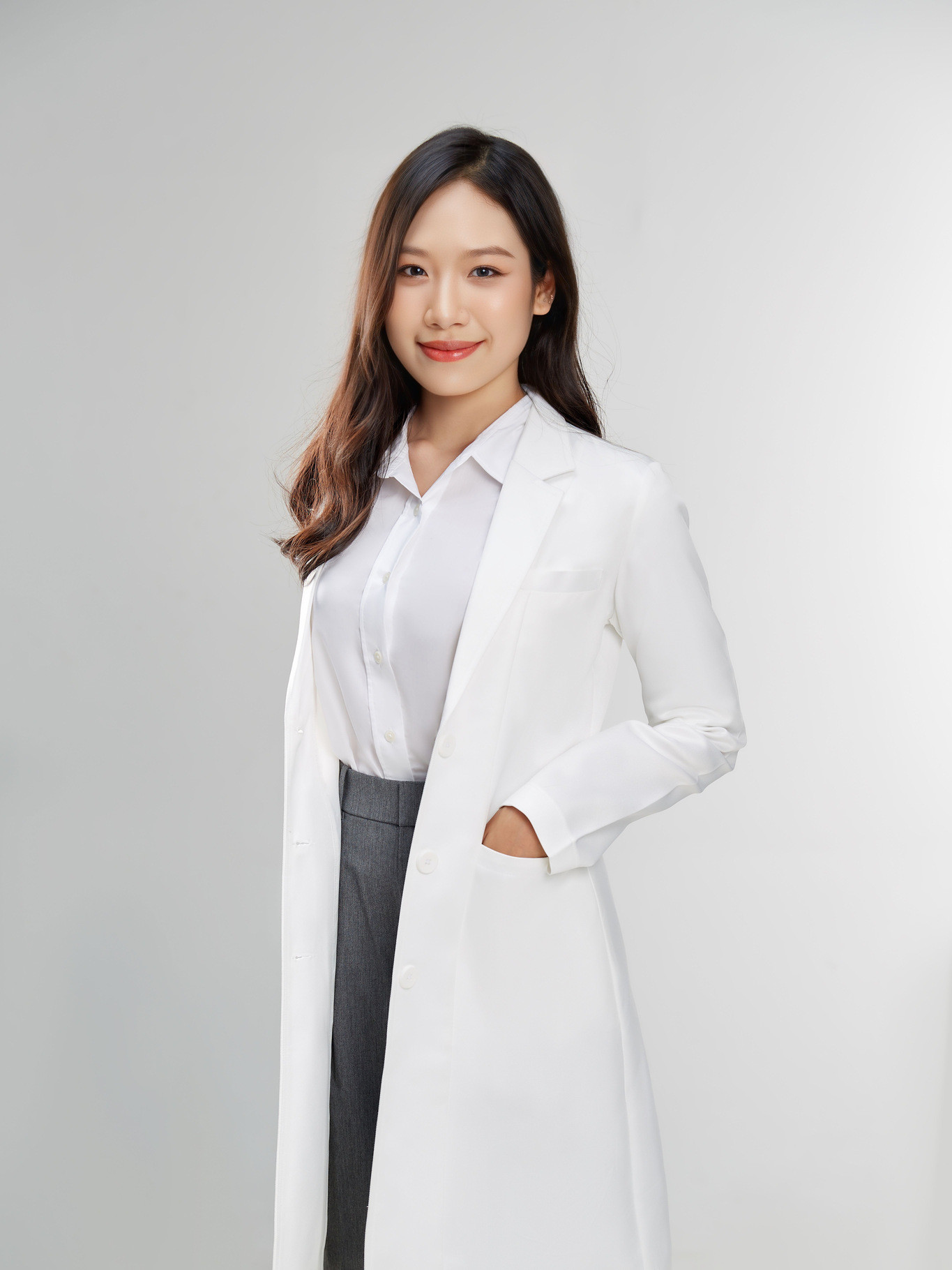 Trần Bảo Trân hiện là sinh viên năm ba ngành Y đa khoa, Trường Đại học Y Dược TP. Hồ Chí Minh. Trần Bảo Trân hiện là sinh viên năm ba ngành Y đa khoa, Trường Đại học Y Dược TP. Hồ Chí Minh.