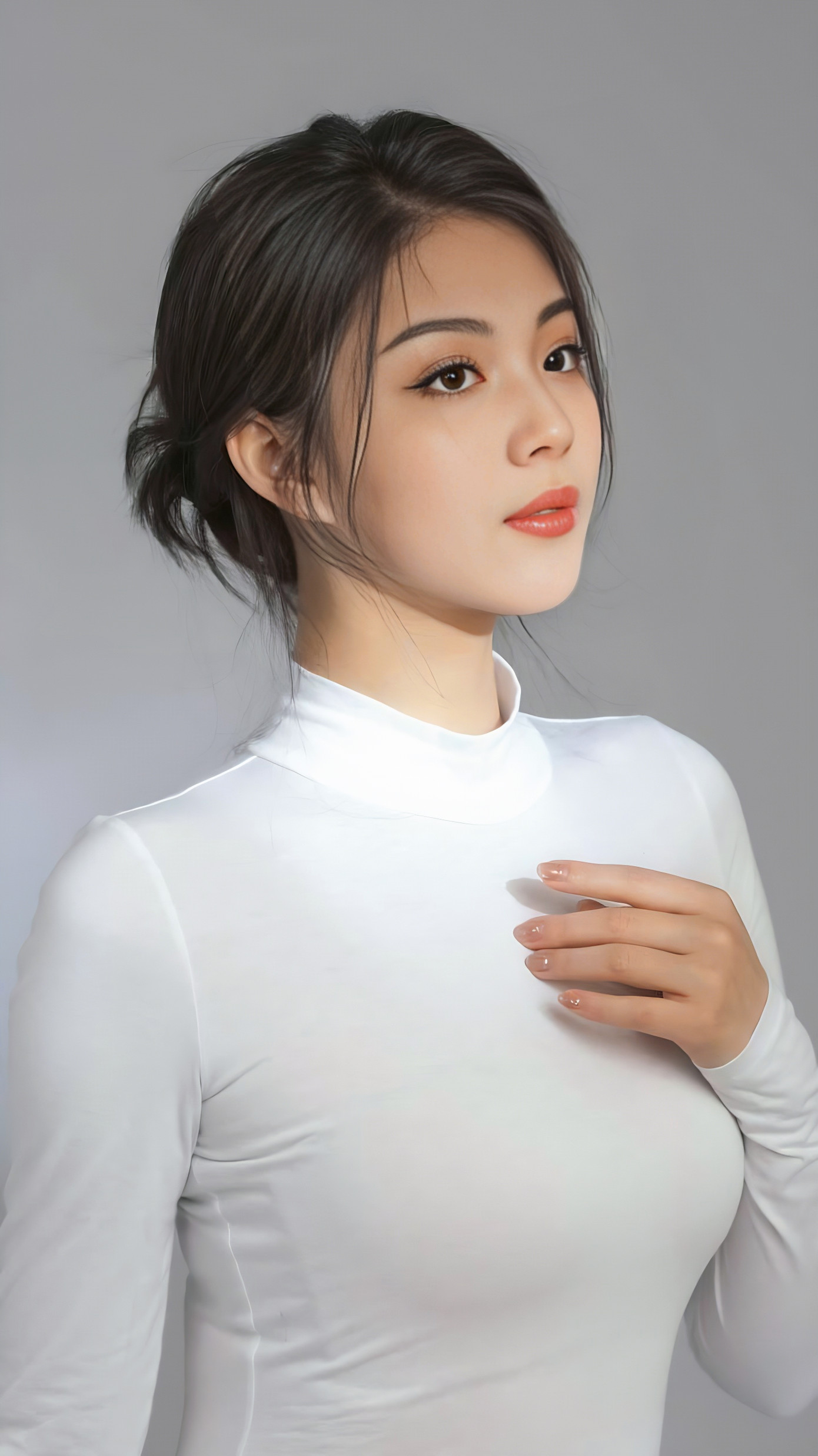 Nguyễn Hải Vân Anh - SInh viên năm 2 Trường Đại học Ngoại thương, Á khôi 2 cuộc thi Hoa khôi sinh viên miền Bắc.