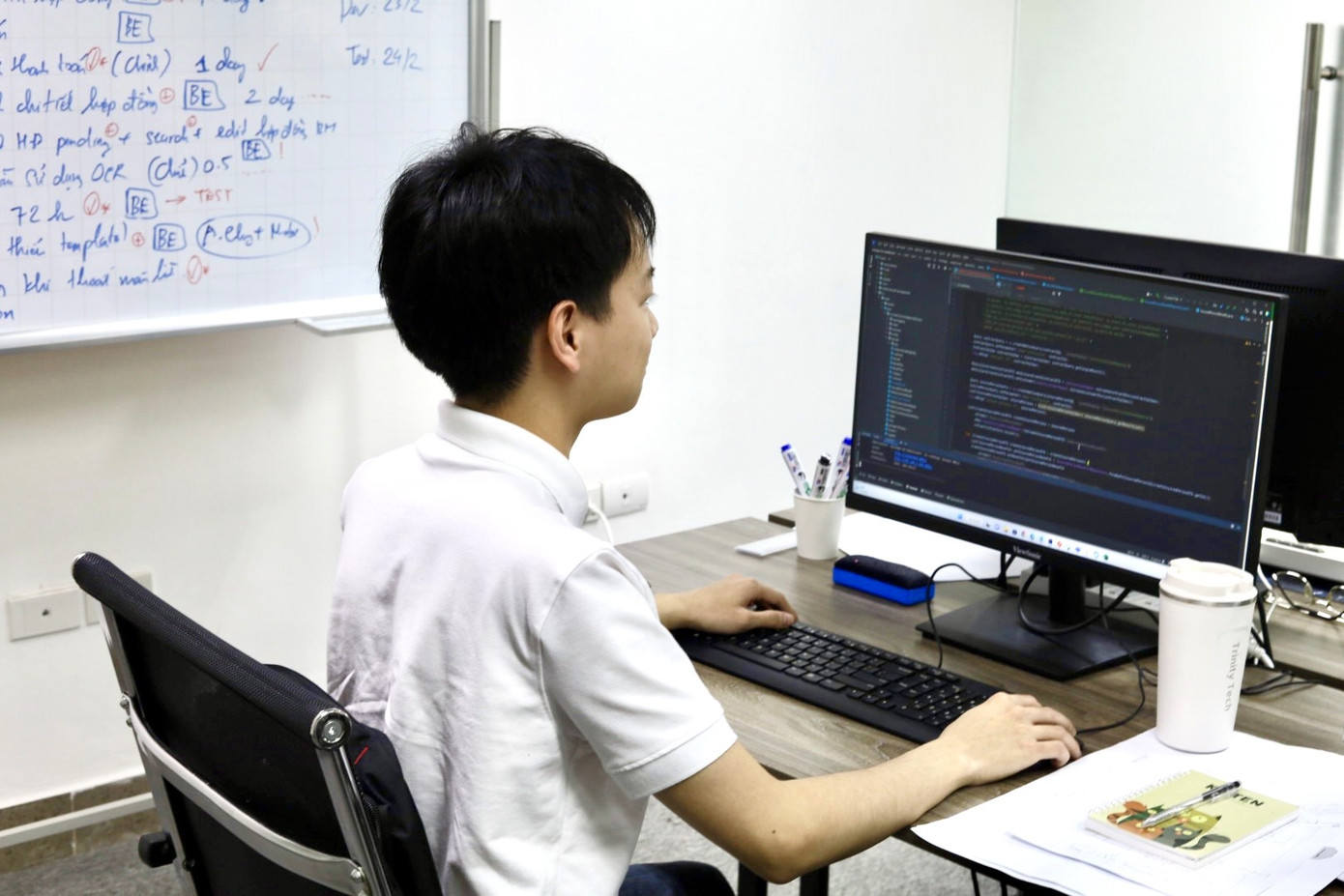 Sinh viên mới ra trường mong muốn có một mức lương phù hợp với khả năng (Ảnh minh họa).