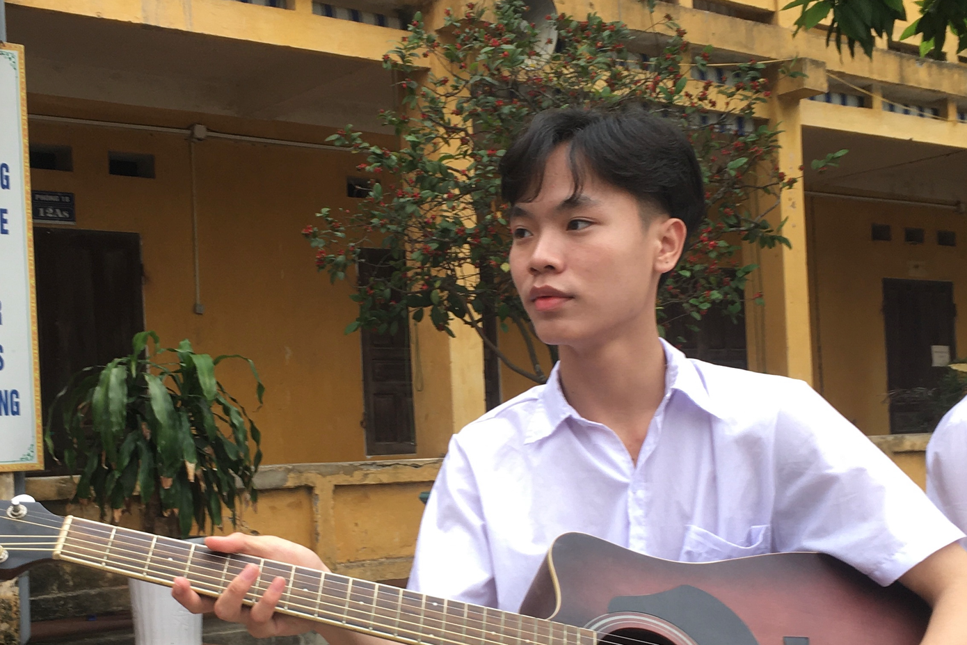 La Thiên Vũ, thủ khoa khối C tỉnh Phú Thọ, tân sinh viên Trường Đại học Sư phạm Hà Nội. La Thiên Vũ, thủ khoa khối C tỉnh Phú Thọ, tân sinh viên Trường Đại học Sư phạm Hà Nội.