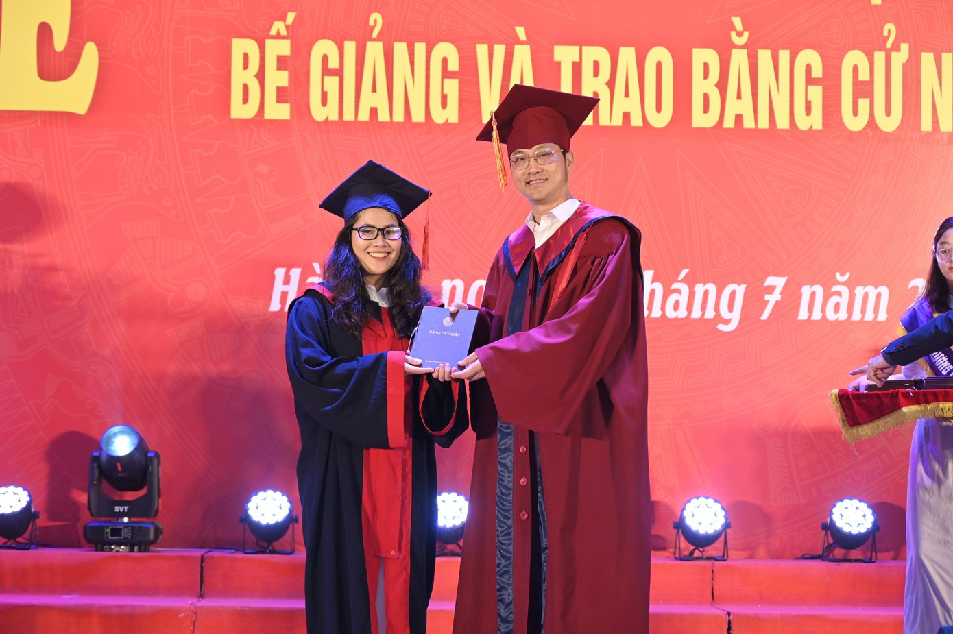 Ngô Thị Hoàng Anh (sinh năm 2001), thủ khoa khóa 1 ngành Quản trị Công nghệ Giáo dục (Trường Đại học Giáo dục - ĐHQGHN).