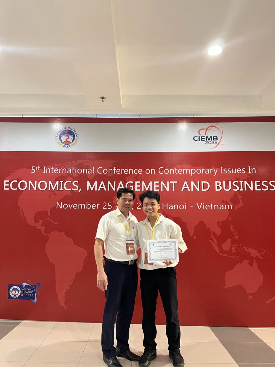 Đức Mạnh tại Hội thảo Quốc tế CIEMB 2022.