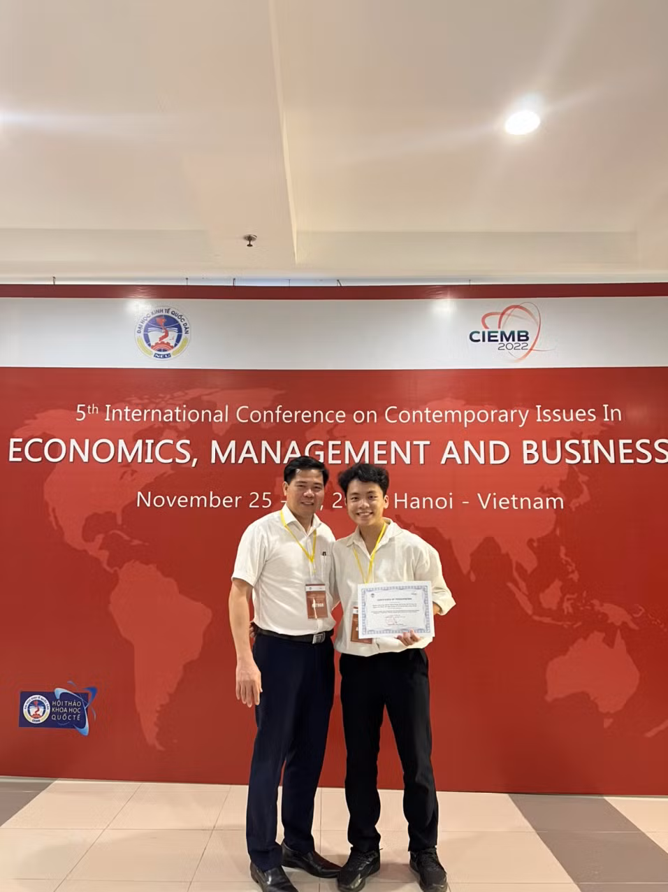 Đức Mạnh tại Hội thảo Quốc tế CIEMB 2022.