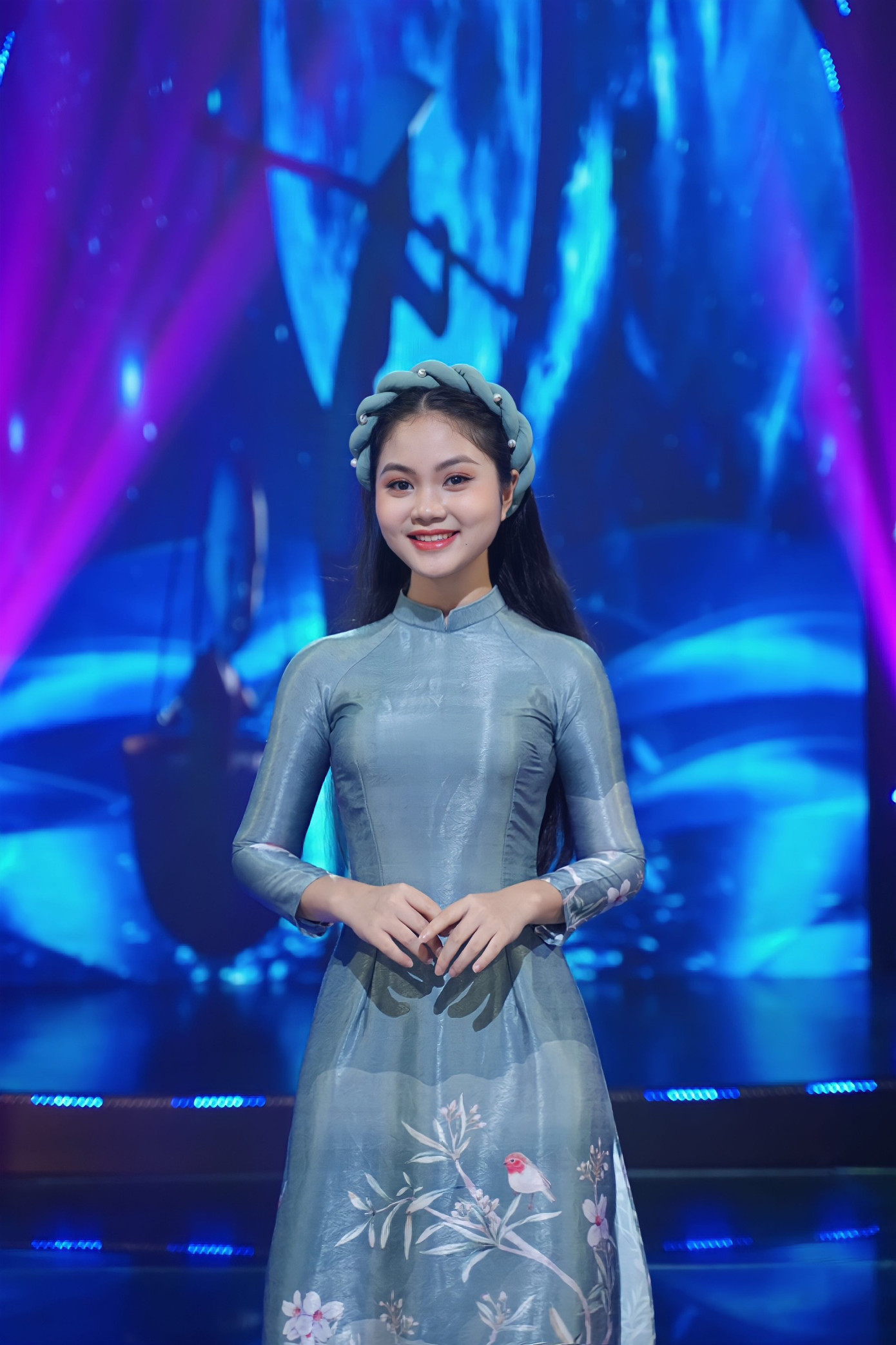 Hoài Phương không quên nhắn nhủ tới các bạn trẻ phải luôn có trách nhiệm, đặt ra mục tiêu cá nhân.