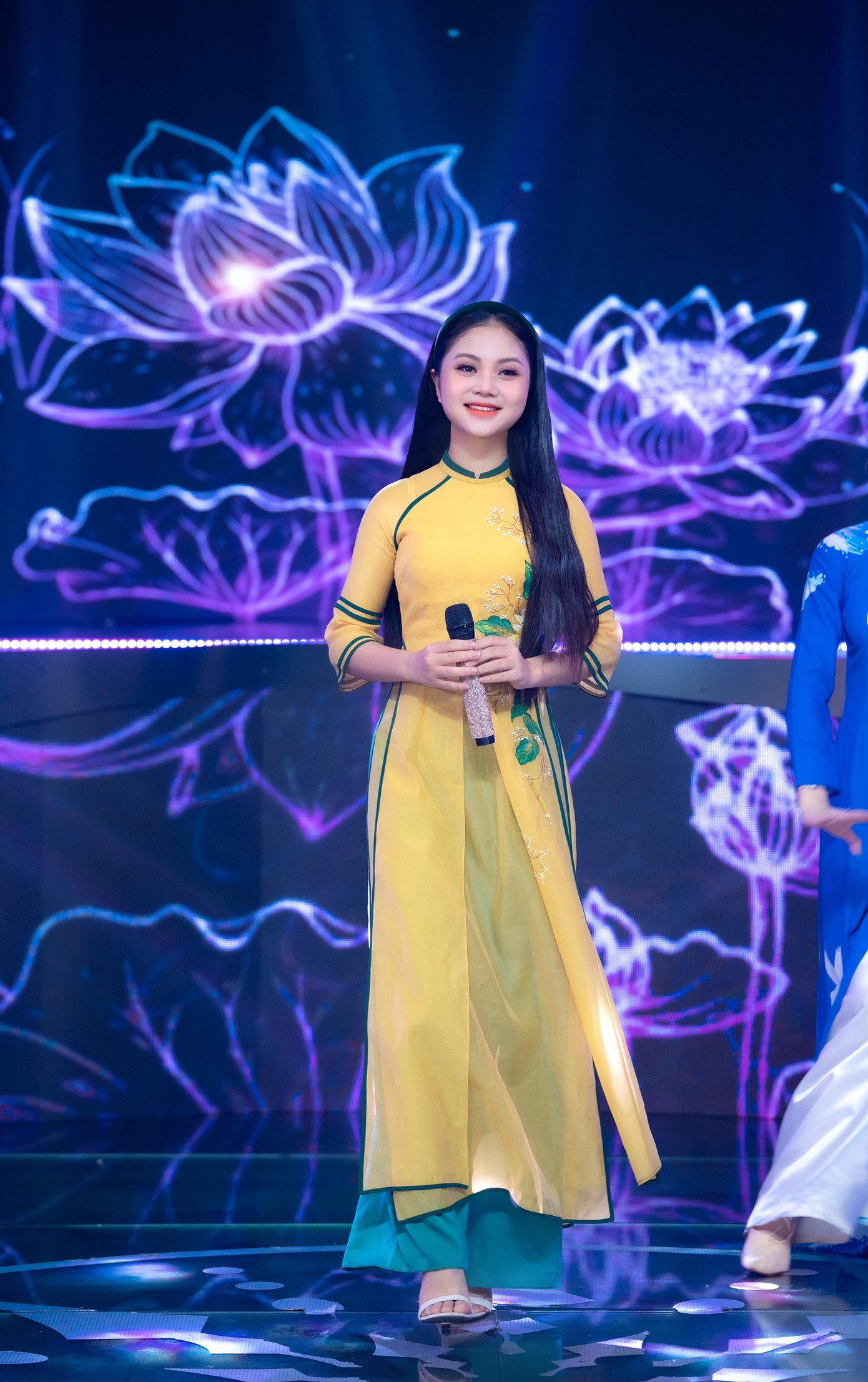 Dù đã đạt được một số thành công nhất định nhưng mình vẫn cảm thấy cần phải tiếp tục trau dồi.