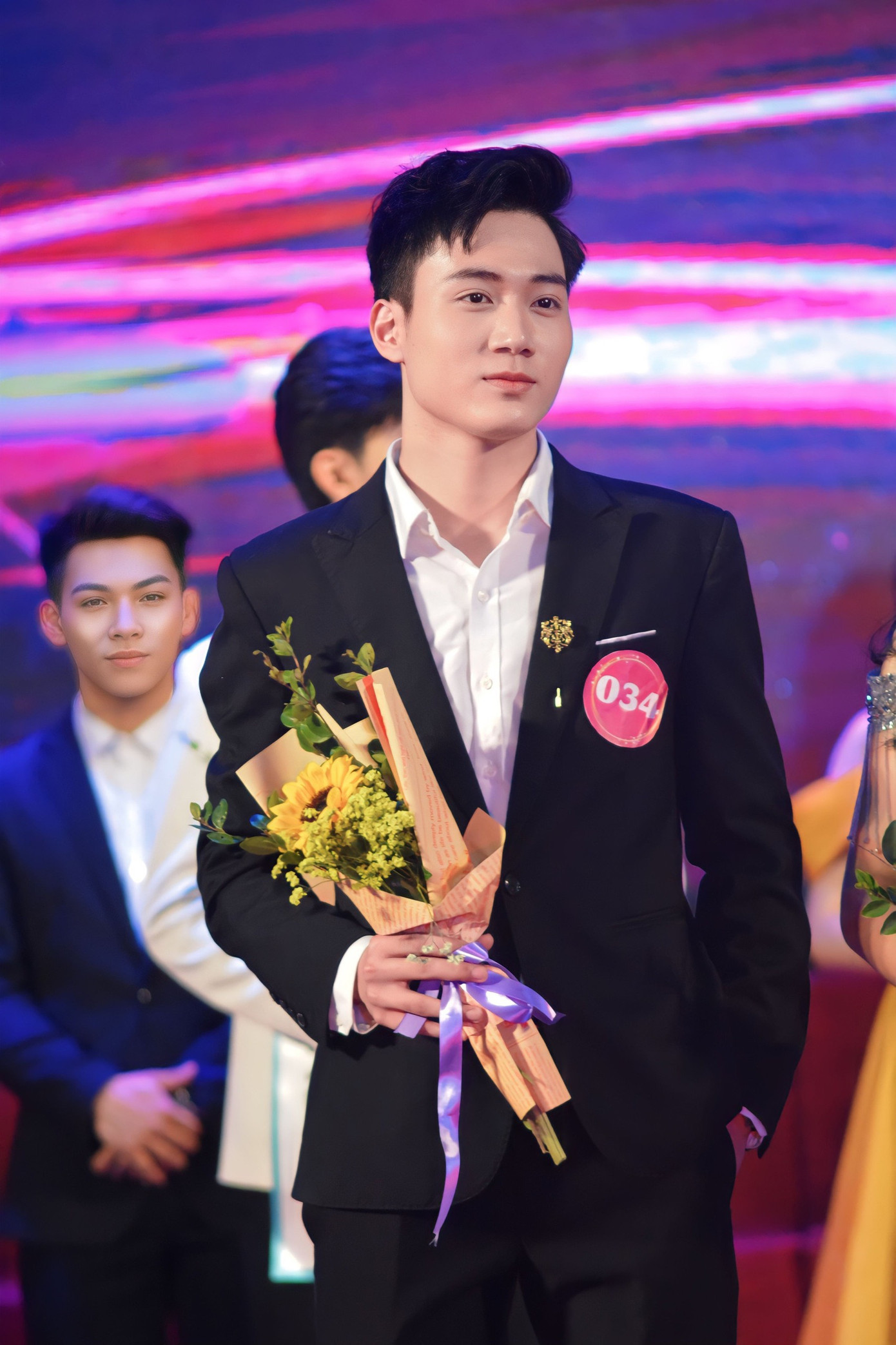 Nguyễn Hoàng Việt (sinh năm 2003) là sinh viên năm 2 Trường Đại học Thủy lợi.