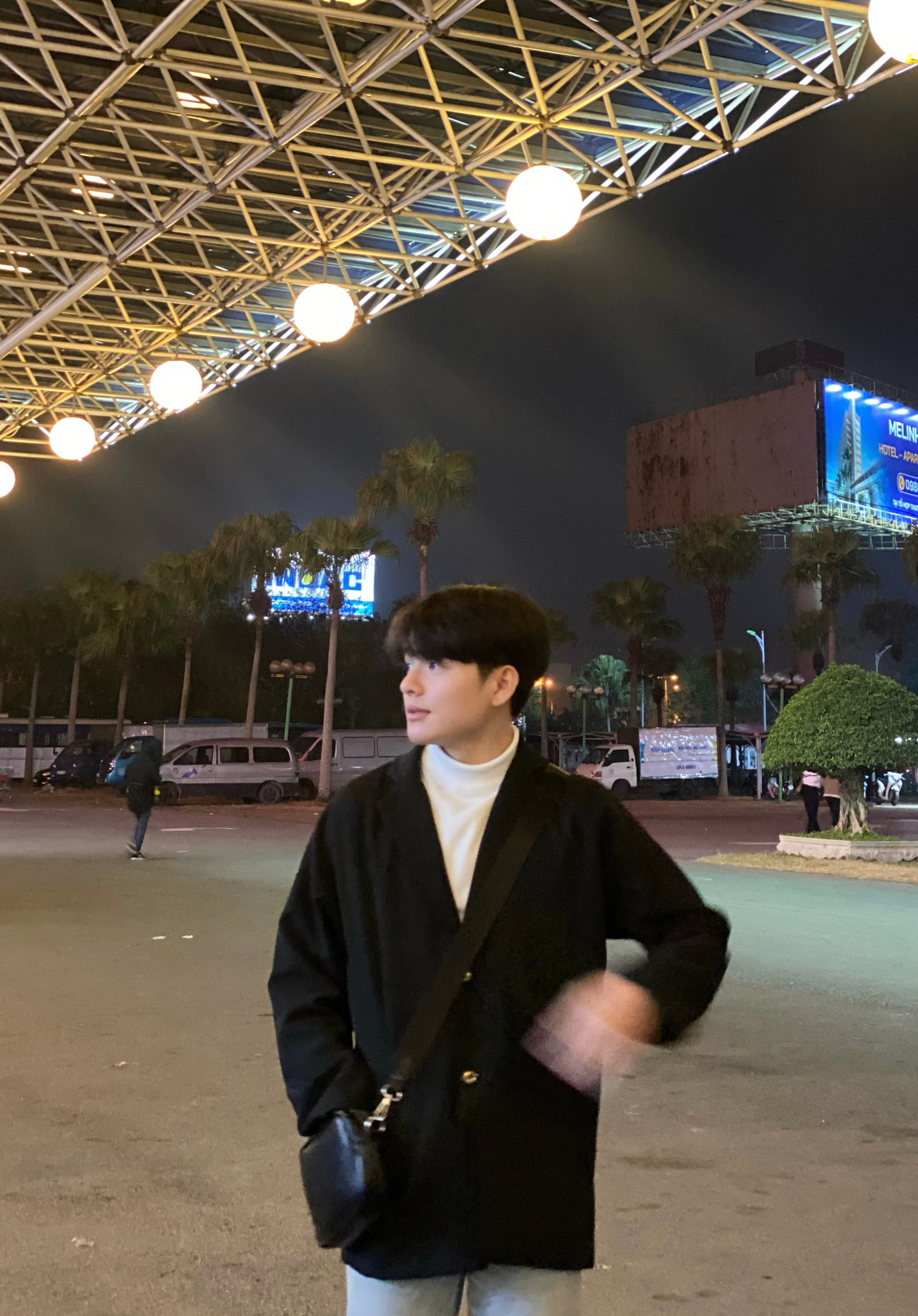 Quân may mắn có cơ hội được thực tập ở một công ty hành chính – nhân sự và bản thân thấy nó không đơn điệu và nhàm chán như mọi người vẫn nói. Quân may mắn có cơ hội được thực tập ở một công ty hành chính – nhân sự và bản thân thấy nó không đơn điệu và nhàm chán như mọi người vẫn nói.