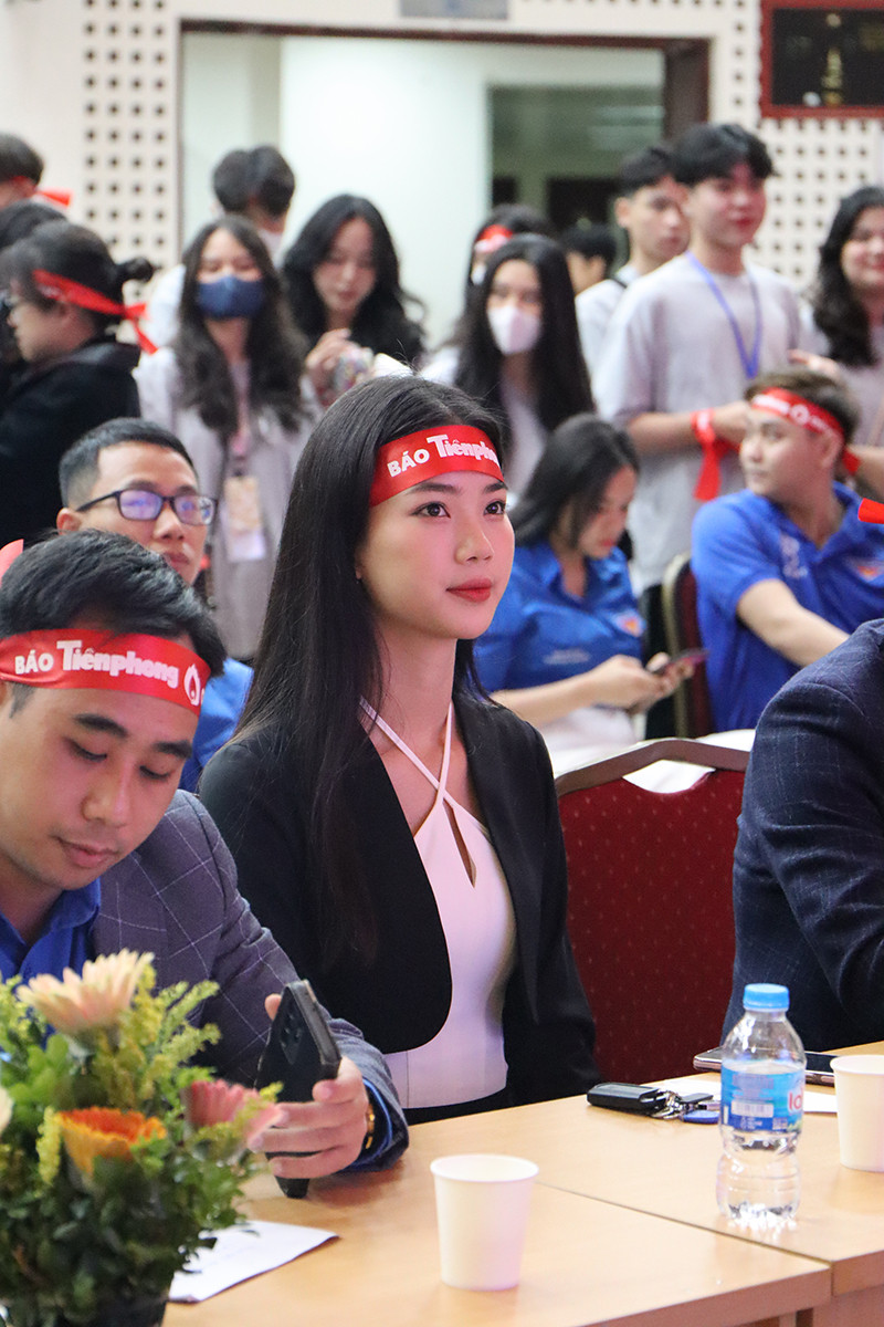 Chương trình có sự góp mặt của người đẹp Hoàng Hương Giang – Top 5 Hoa hậu Việt Nam 2022.