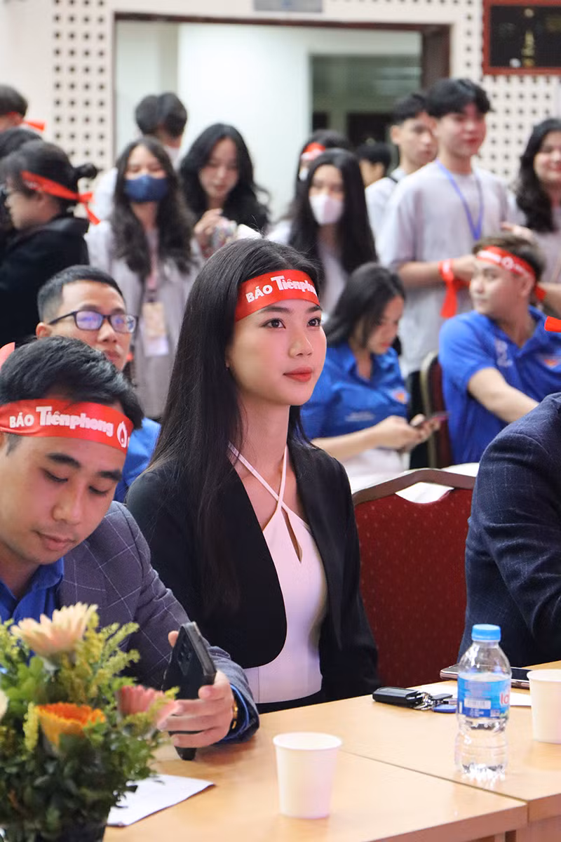 Chương trình có sự góp mặt của người đẹp Hoàng Hương Giang – Top 5 Hoa hậu Việt Nam 2022.