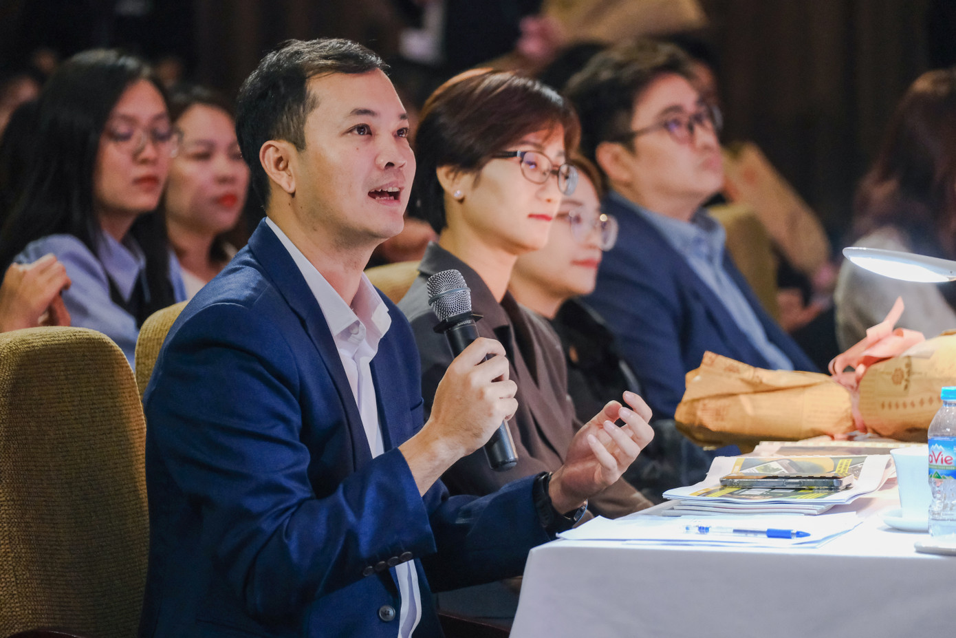 Ban giám khảo đánh giá cao tính thực tiễn và hiệu quả truyền thông của “Một food ở Huế”. (Ảnh: Lê Vượng) Ban giám khảo đánh giá cao tính thực tiễn và hiệu quả truyền thông của “Một food ở Huế”. (Ảnh: Lê Vượng)