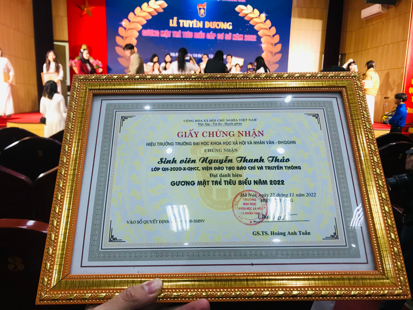 Thanh Thảo nhận danh hiệu Gương mặt trẻ tiêu biểu cấp cơ sở năm 2022. Thanh Thảo nhận danh hiệu Gương mặt trẻ tiêu biểu cấp cơ sở năm 2022.