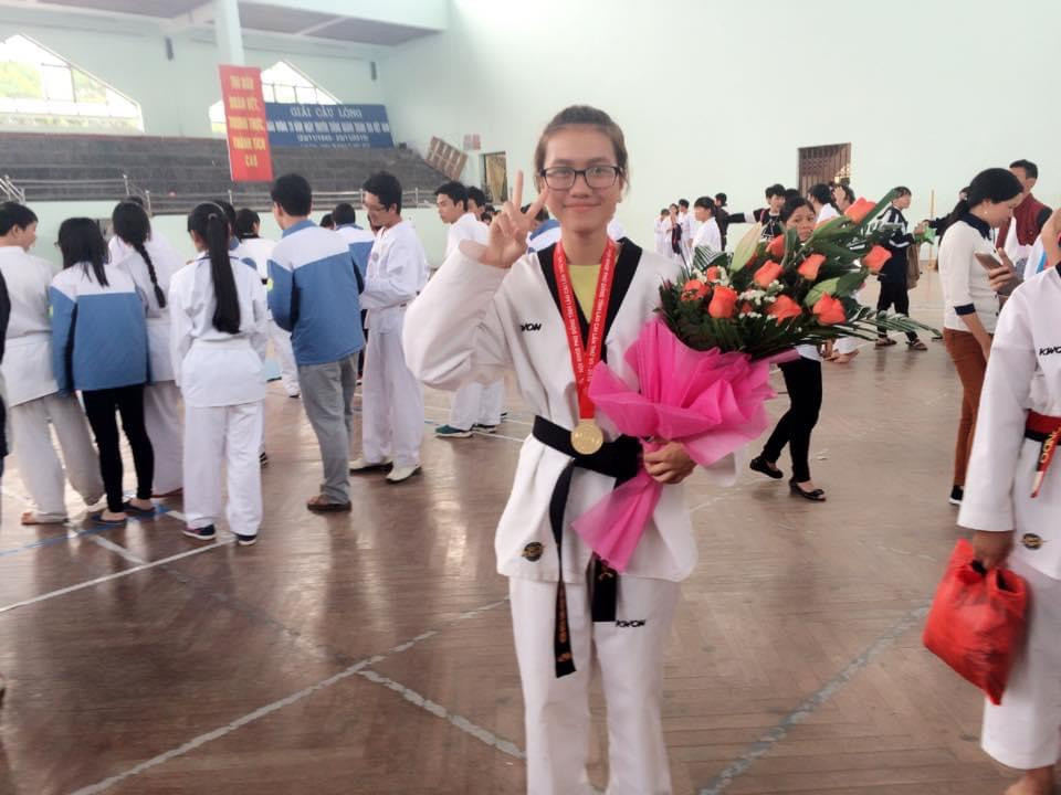 Duyên từng đạt Huy chương Vàng Taekwondo tại Hội khoẻ Phù Đổng tỉnh Lào Cai 2015.