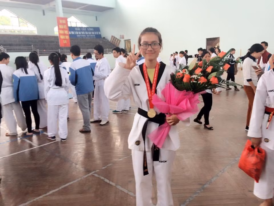 Duyên từng đạt Huy chương Vàng Taekwondo tại Hội khoẻ Phù Đổng tỉnh Lào Cai 2015.