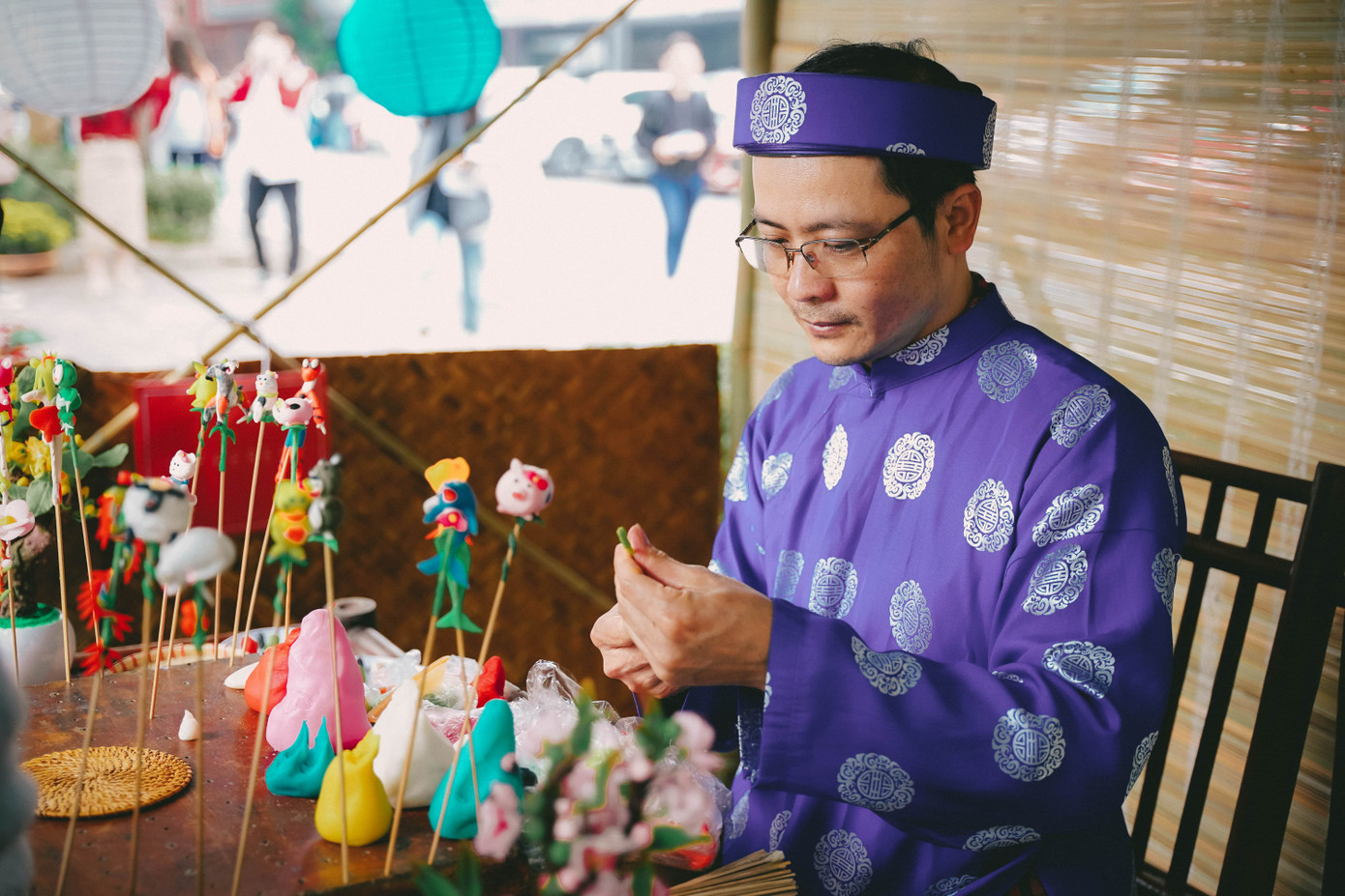 Tò he là đồ chơi dân gian thuần chất thôn quê đã đi vào đời sống tinh thần của biết bao thế hệ người dân đất Việt.