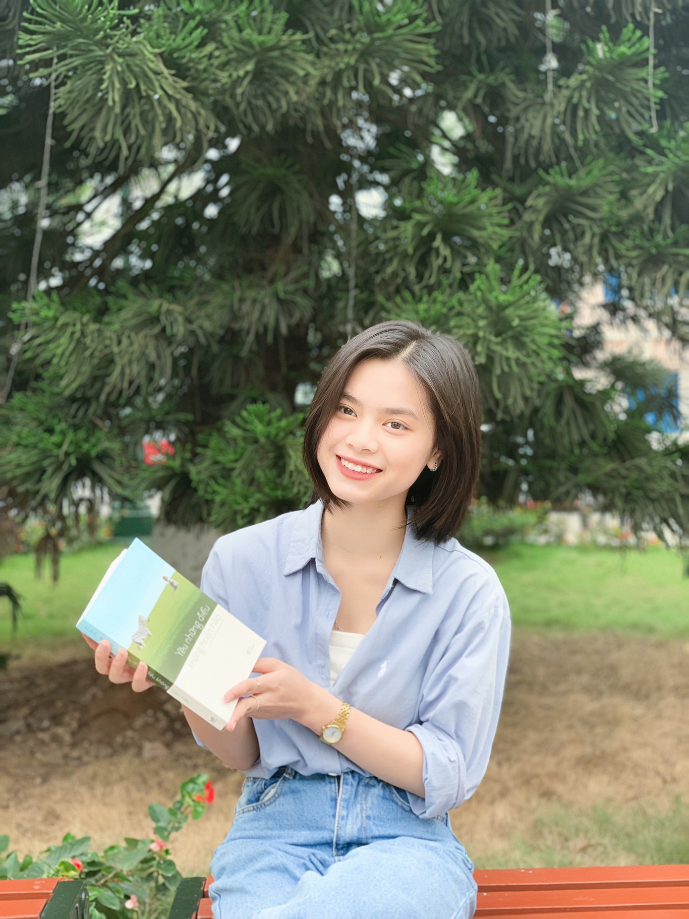 Với tinh thần ham học hỏi, Uyên đã học cách quản lý áp lực và đối mặt với thách thức.