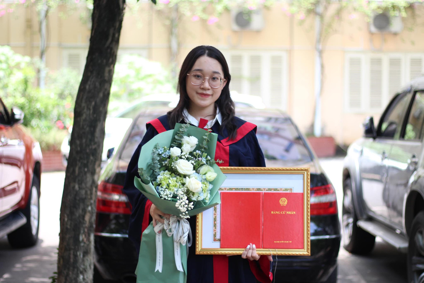 Tân cử nhân Nguyễn Như Ngân Hà trong ngày tốt nghiệp cuối tháng 6/2023.