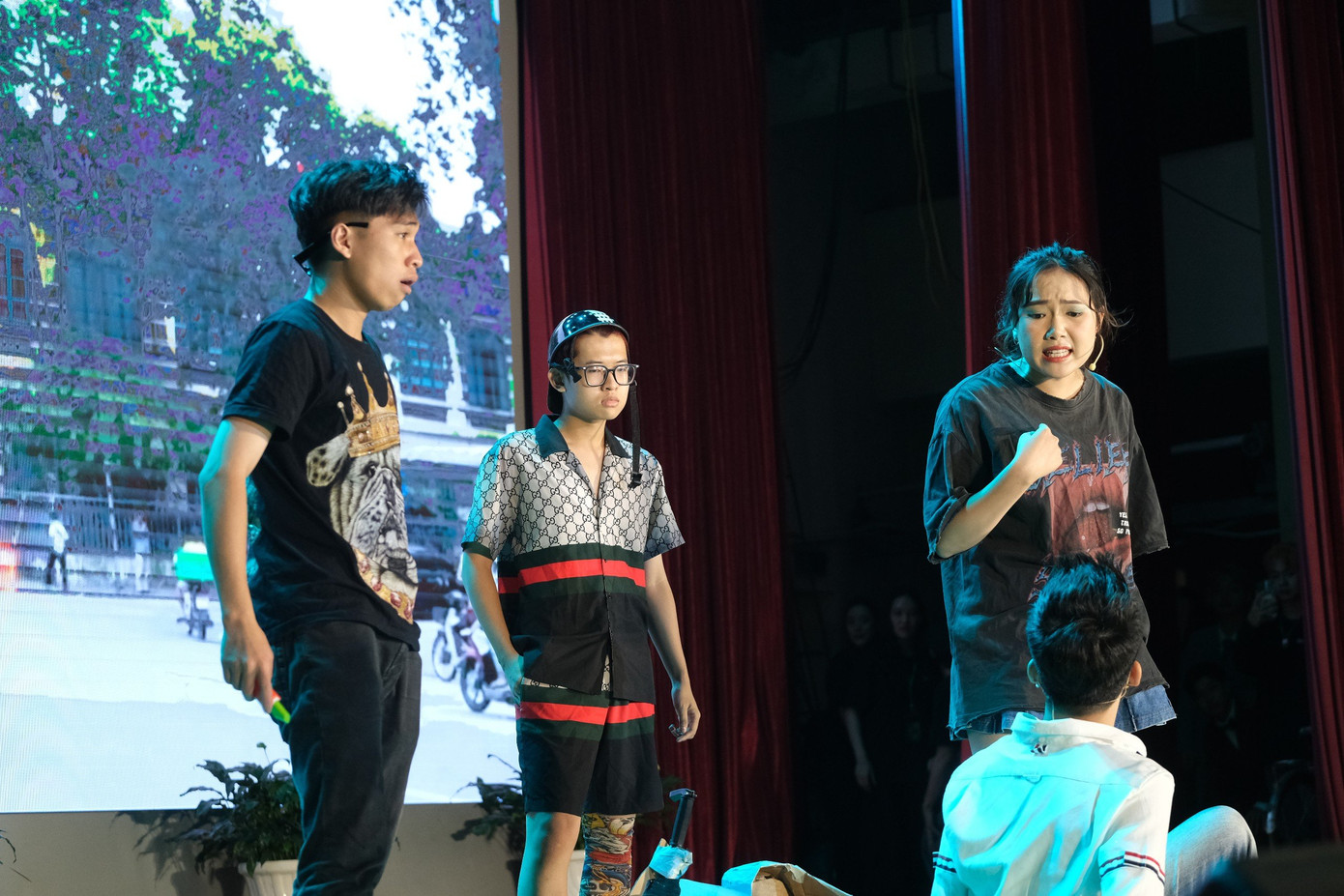 Diễn xuất nhập tâm của đội kịch đã chạm tới cảm xúc của rất nhiều khán giả. Nguồn (BTC Spotlight 2023)