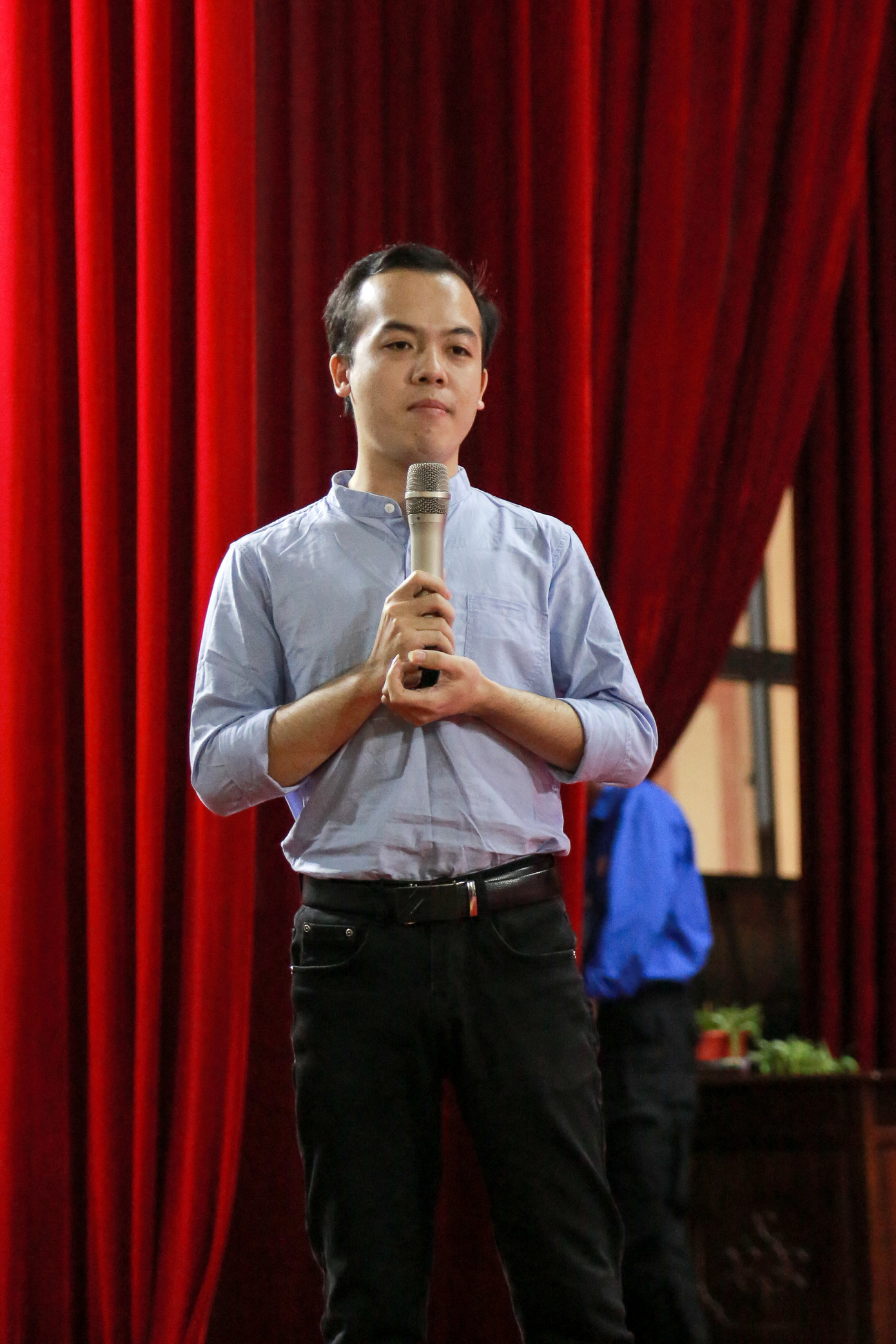 Diễn giả Đoàn Quốc Việt là cựu sinh viên Học viện Quân Y, năm 2017 anh vào trường với số điểm thi đại học 29,5. Ảnh: Hoàng Vũ Diễn giả Đoàn Quốc Việt là cựu sinh viên Học viện Quân Y, năm 2017 anh vào trường với số điểm thi đại học 29,5. Ảnh: Hoàng Vũ