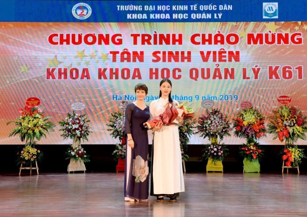 Nguyên Trang là Thủ khoa đầu vào chương trình cử nhân Quản lý công và chính sách bằng tiếng Anh (E-PMP) năm 2019.