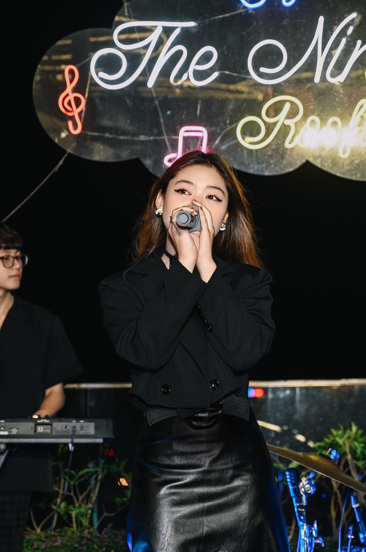 Hoàng Linh Chi – Mình tìm thấy niềm vui khi hoạt động âm nhạc.