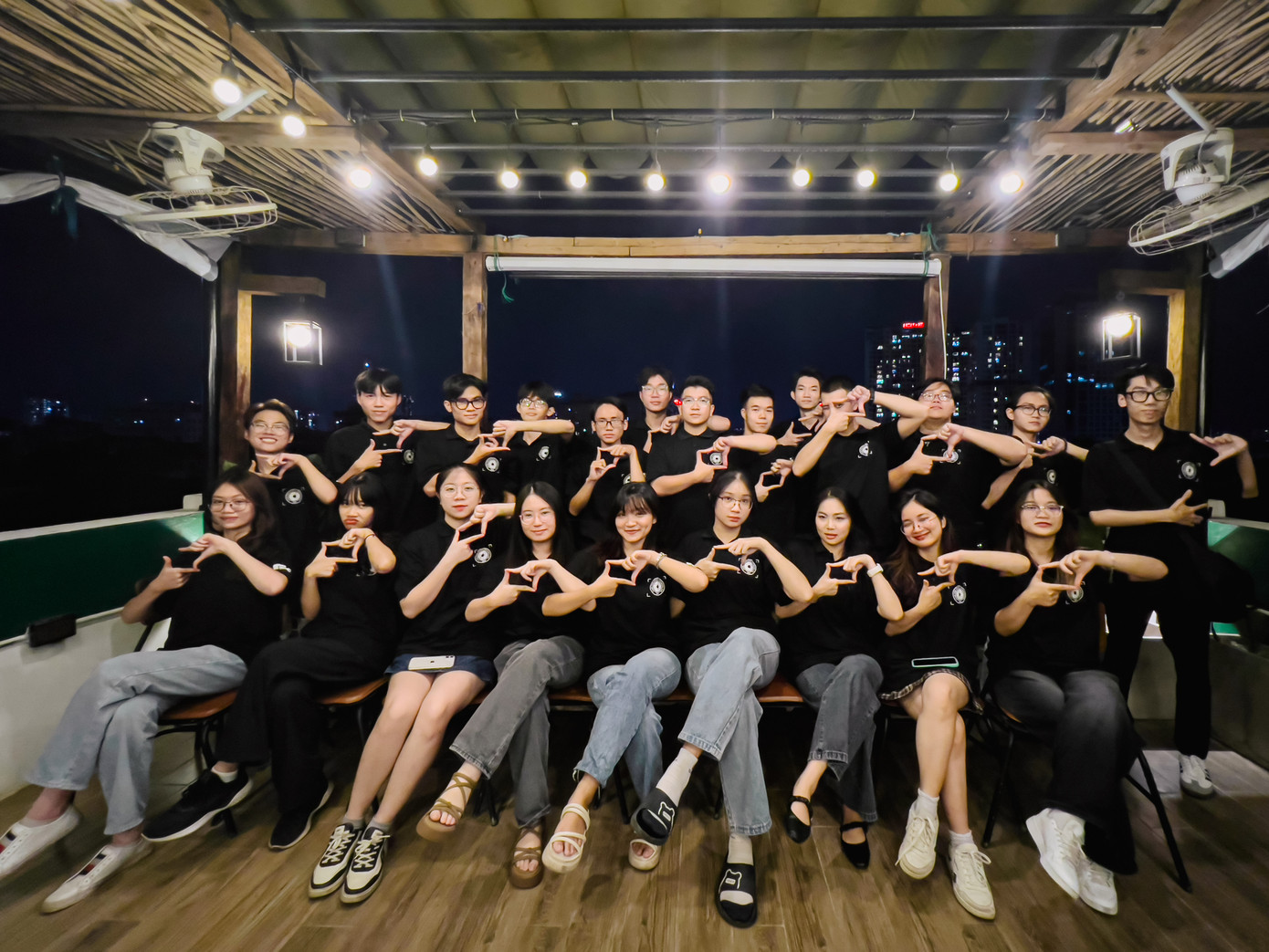 Hiện tại, FPC đang triển khai các hoạt động hợp tác chụp ảnh sự kiện, concept,... Hiện tại, FPC đang triển khai các hoạt động hợp tác chụp ảnh sự kiện, concept,...