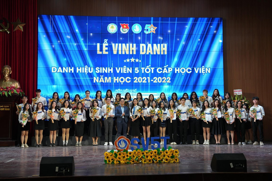 Lễ vinh danh danh hiệu Sinh viên 5 tốt cấp Học viện năm học 2021 - 2022. Lễ vinh danh danh hiệu Sinh viên 5 tốt cấp Học viện năm học 2021 - 2022.