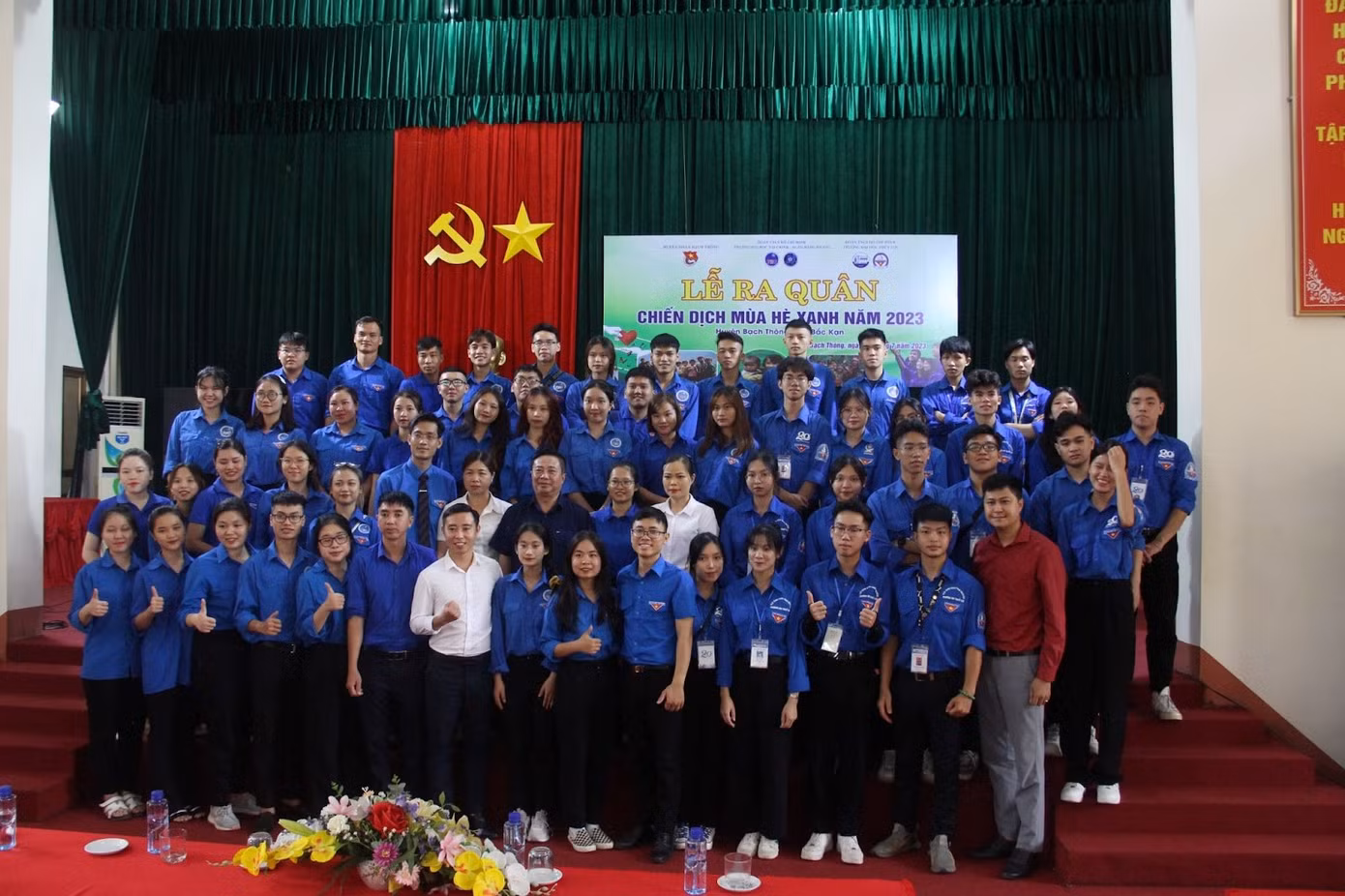 Lễ ra quân chiến dịch Mùa hè xanh 2023 của CLB Sinh viên tình nguyện Trường Đại học Thủy lợi tại tỉnh Bắc Kạn.