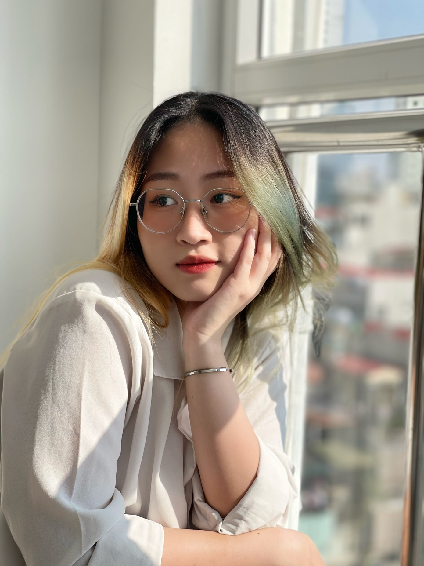 Có nỗ lực sẽ có hồi đáp, và sự nỗ lực của Nhật Hà đã được đổi bằng những năm tháng hạnh phúc tại Học viện Ngoại giao.