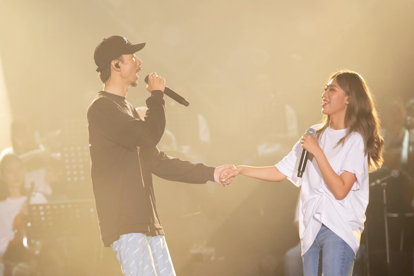 PiaLinh sau khi góp giọng và xuất hiện trong MV “Nấu ăn cho em” cũng như “Show của Đen 2023”.