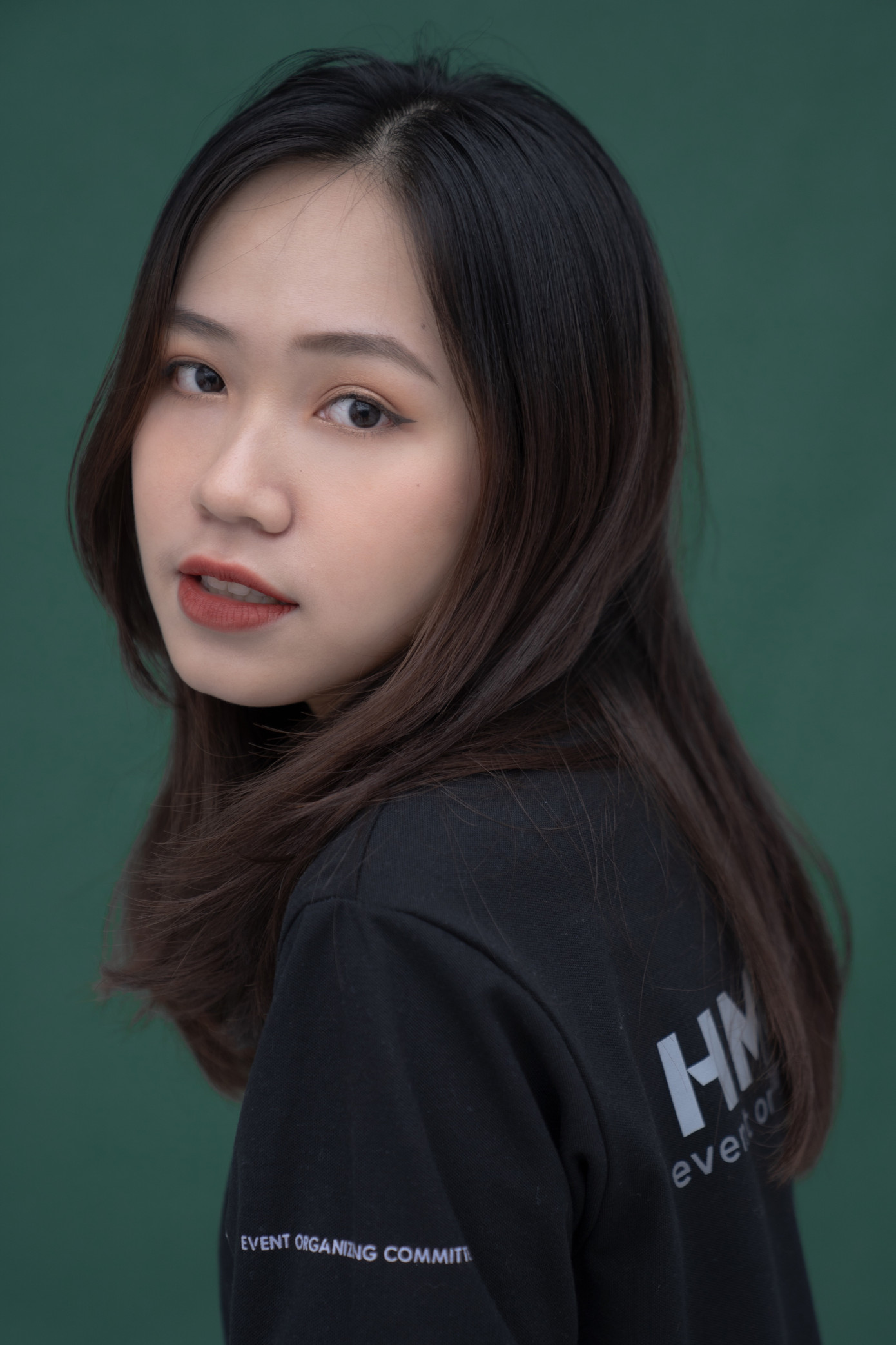 Thanh Vân là nữ sinh trường Y có thành tích học tập đáng ngưỡng mộ, luôn năng nổ trong công tác Đoàn, Hội. Thanh Vân là nữ sinh trường Y có thành tích học tập đáng ngưỡng mộ, luôn năng nổ trong công tác Đoàn, Hội.