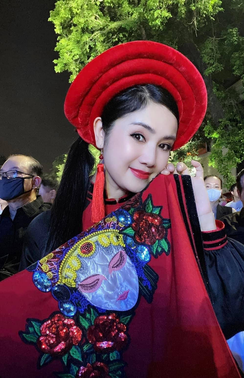 NSND Thu Hà. NSND Thu Hà.