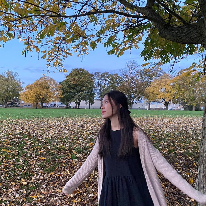 "Nhà là những nơi, những người ta thấy gần gũi khi ở gần bên”.