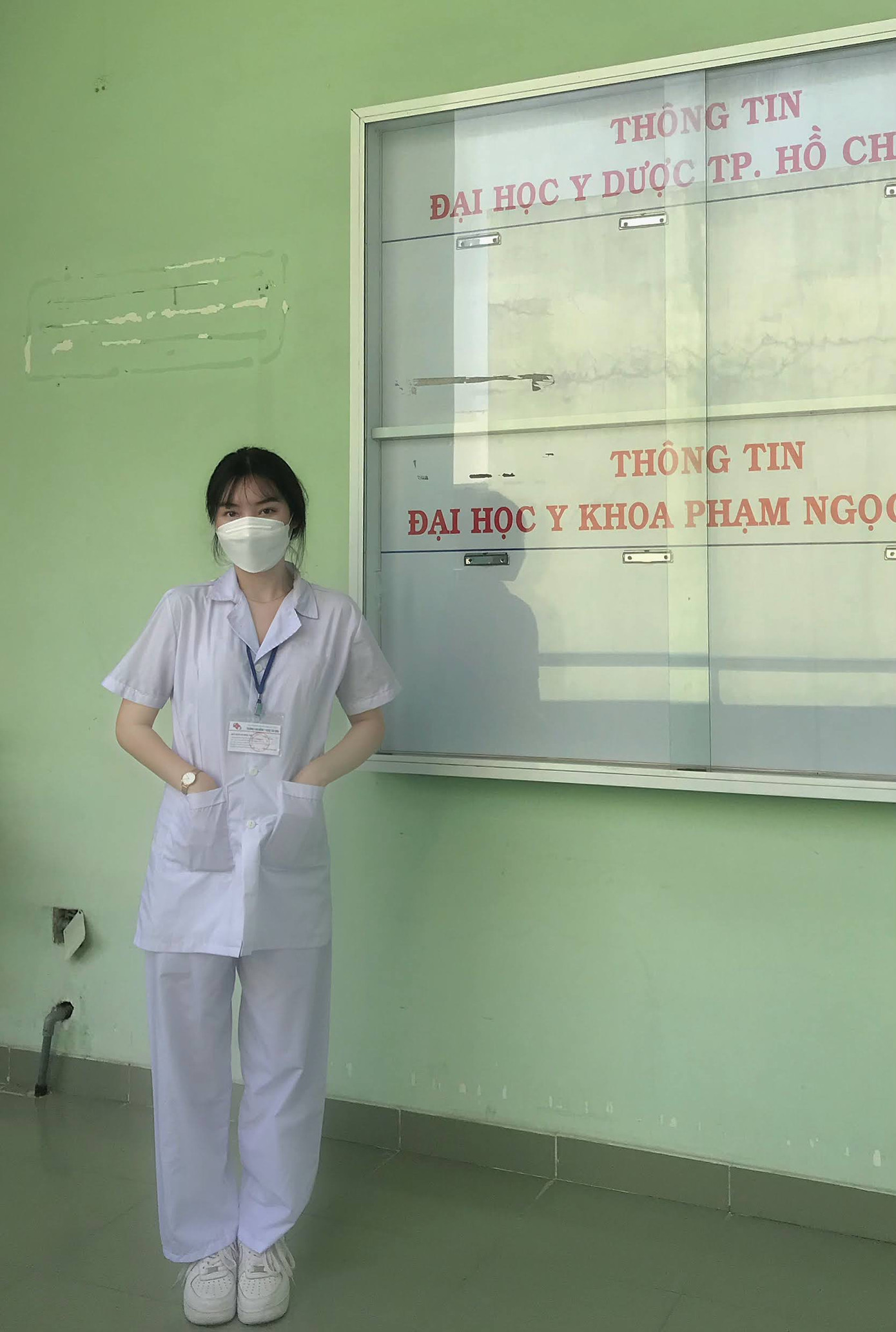 Trà My hiện là sinh viên năm 4, chuyên ngành Dược tại Trường Đại học Cửu Long. Trà My hiện là sinh viên năm 4, chuyên ngành Dược tại Trường Đại học Cửu Long.