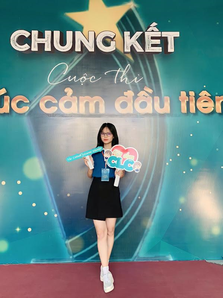 Tâm Phương đang là chủ nhiệm CLB Thanh niên tình nguyện vận động hiến máu nhân đạo, Ủy viên Ban thư Ký Hội sinh viên Việt Nam Học viện Tài chính. Tâm Phương đang là chủ nhiệm CLB Thanh niên tình nguyện vận động hiến máu nhân đạo, Ủy viên Ban thư Ký Hội sinh viên Việt Nam Học viện Tài chính.